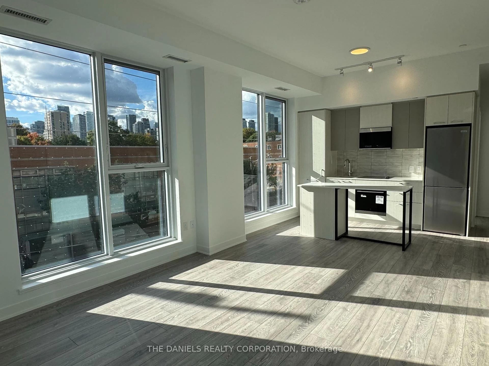 Photo 11 of Unit 217, 10 Oak Street, Toronto, Regent Park — HOMEH