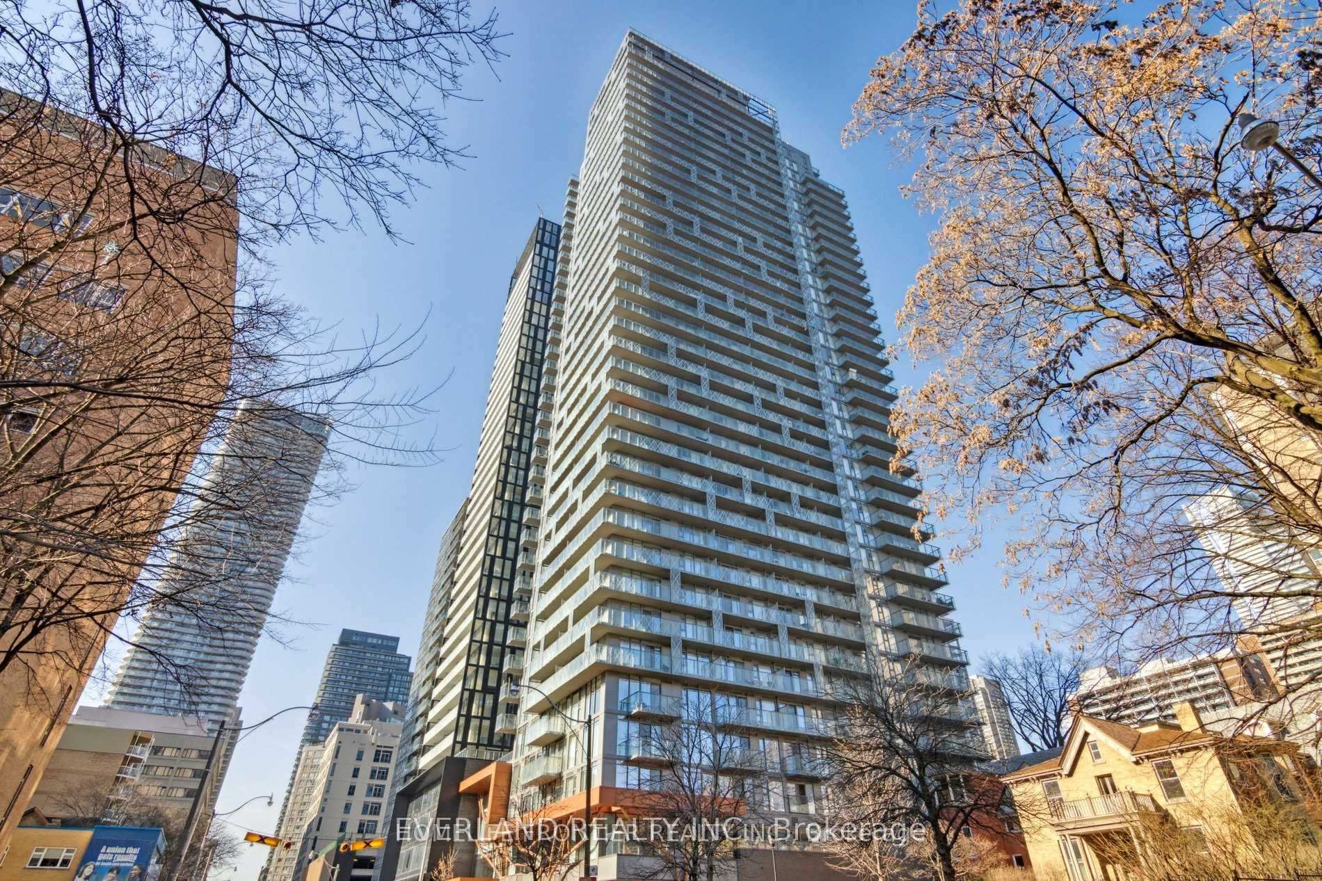 Photo 2 of Unit 909, 50 Wellesley Street, Toronto, Church-Yonge Corridor — HOMEH