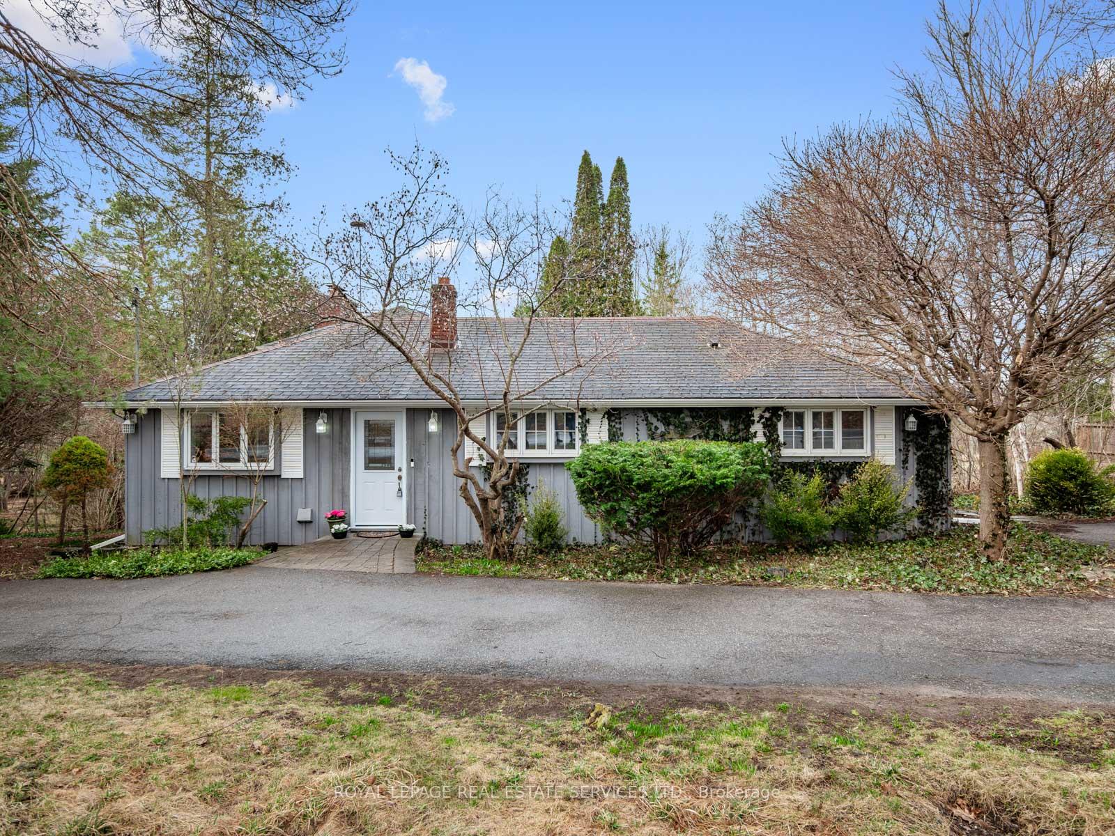 Front of 15754 Heart Lake Road