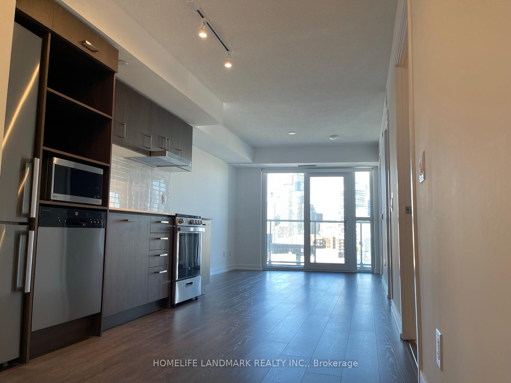 Photo 4 of Unit 2009, 219 Dundas Street E, Toronto, Church-Yonge Corridor — HOMEH