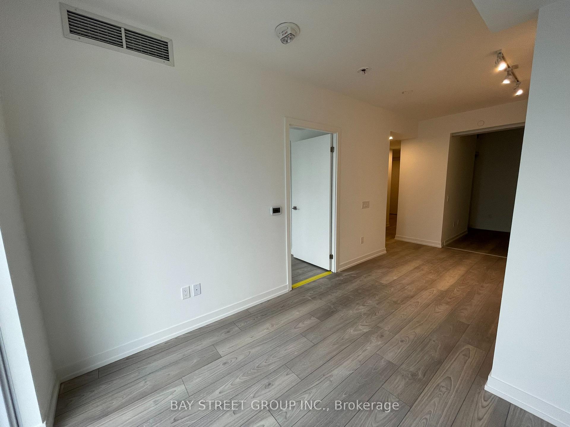Photo 4 of Unit 2701, 82 Dalhousie Street, Toronto, Church-Yonge Corridor — HOMEH