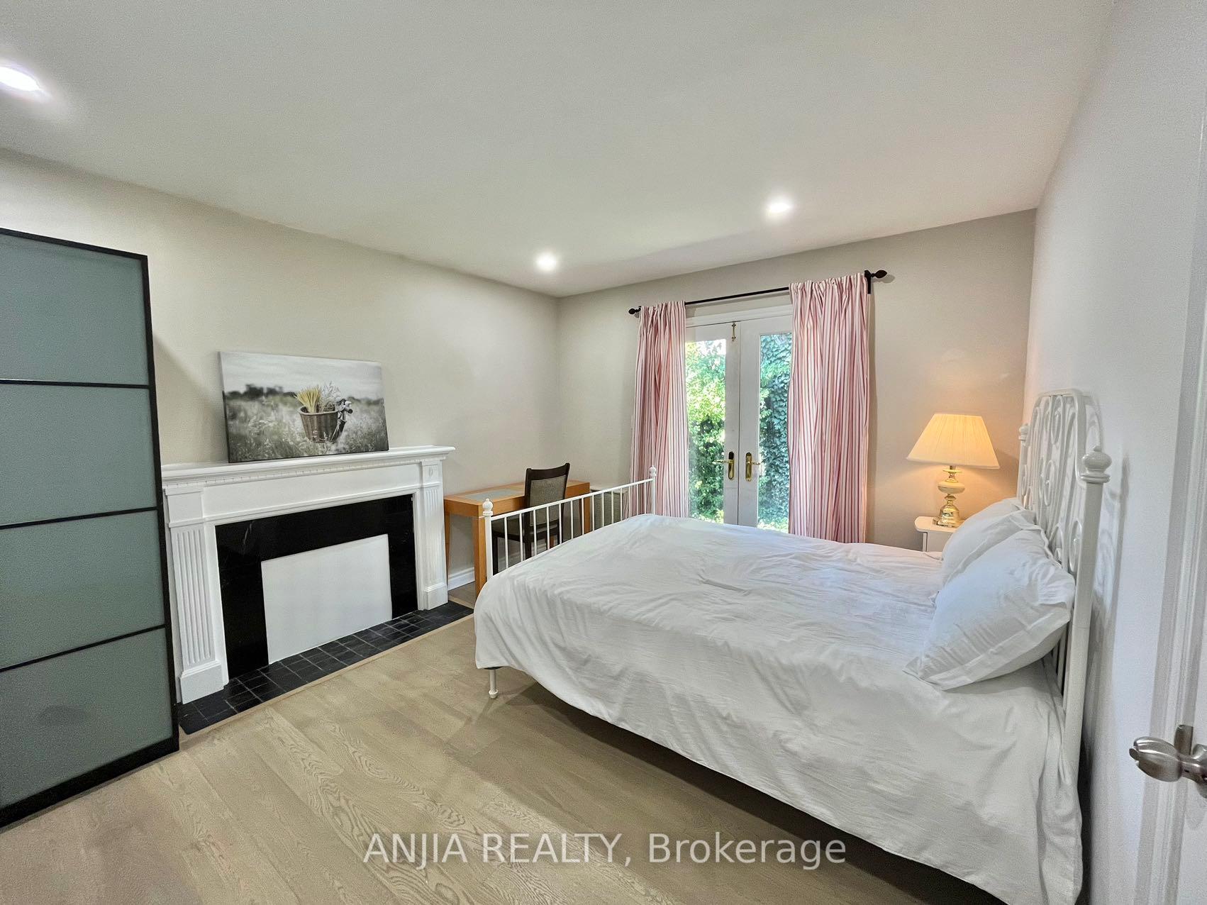 Photo 4 of Unit #0 & #2, 298 Empress Avenue, North York, Willowdale East — HOMEH