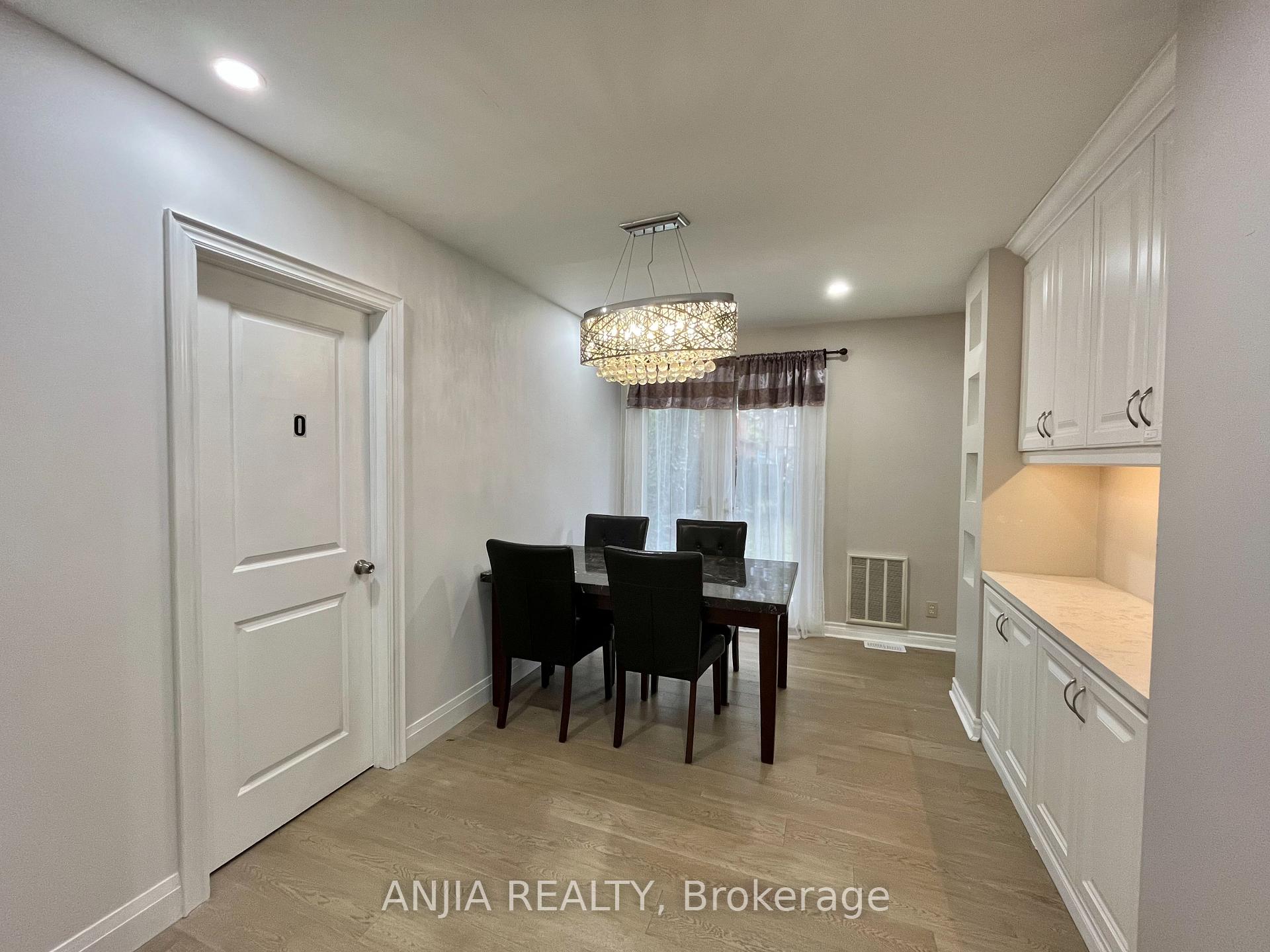 Photo 11 of Unit #0 & #2, 298 Empress Avenue, North York, Willowdale East — HOMEH