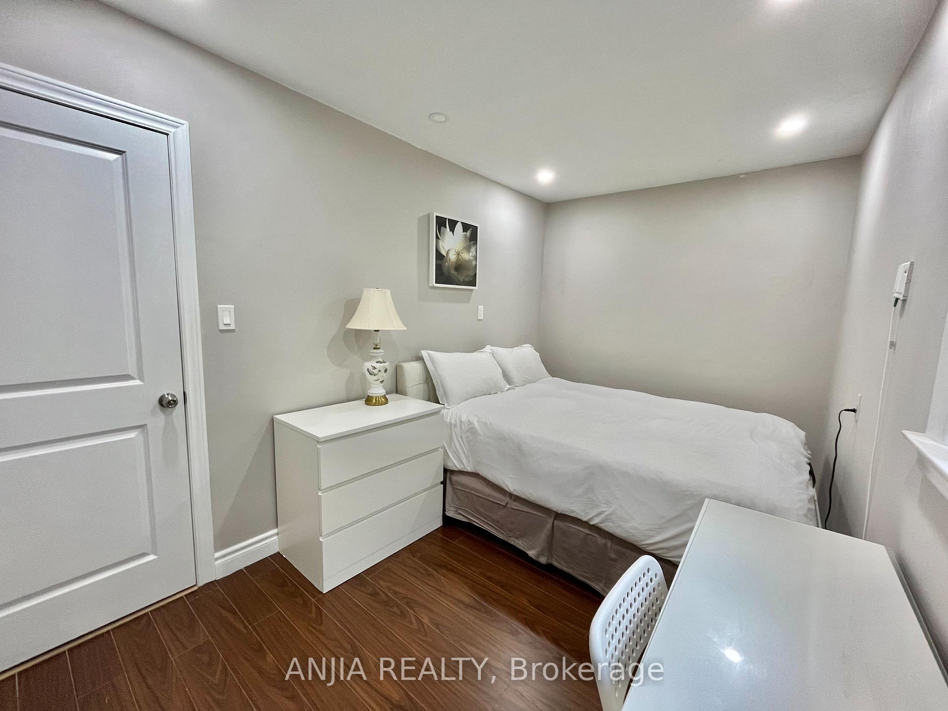 Photo 23 of Unit #0 & #2, 298 Empress Avenue, North York, Willowdale East — HOMEH