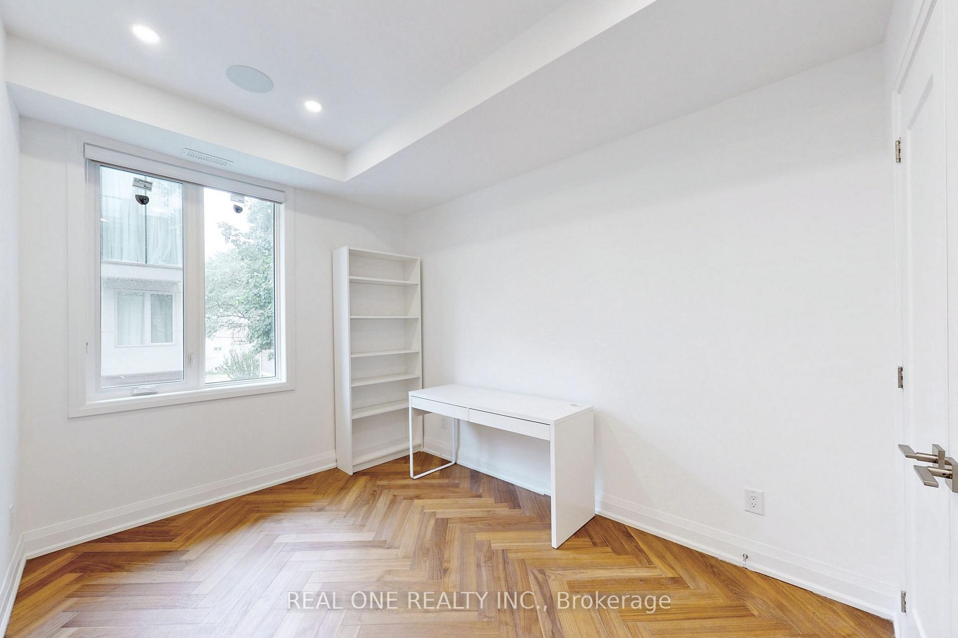 Photo 22 of Unit 6, 25 Dervock Crescent, North York, Bayview Village — HOMEH
