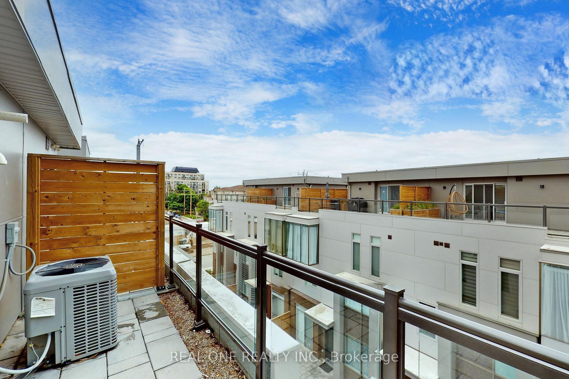 Photo 31 of Unit 6, 25 Dervock Crescent, North York, Bayview Village — HOMEH