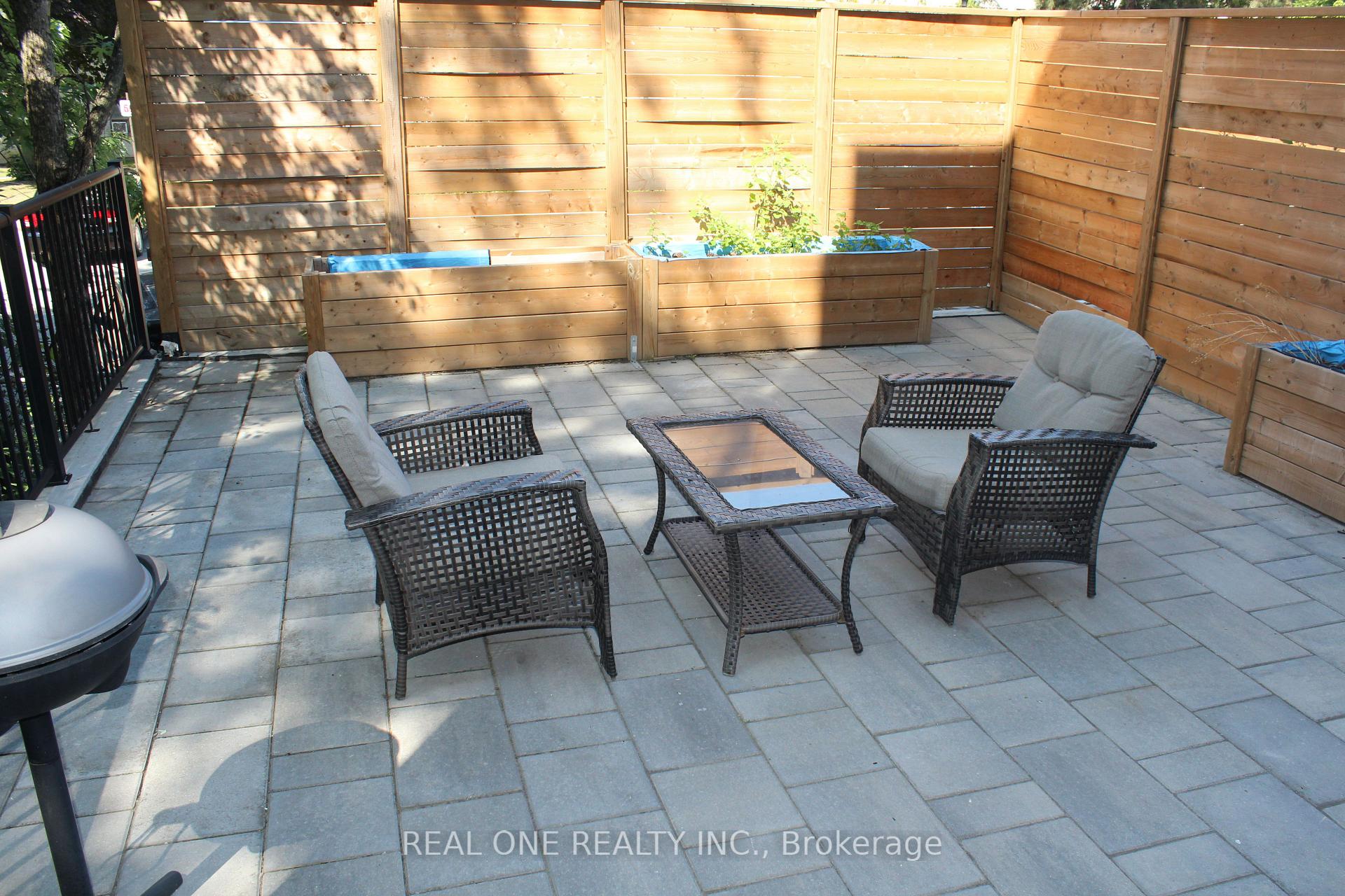 Photo 37 of Unit 6, 25 Dervock Crescent, North York, Bayview Village — HOMEH