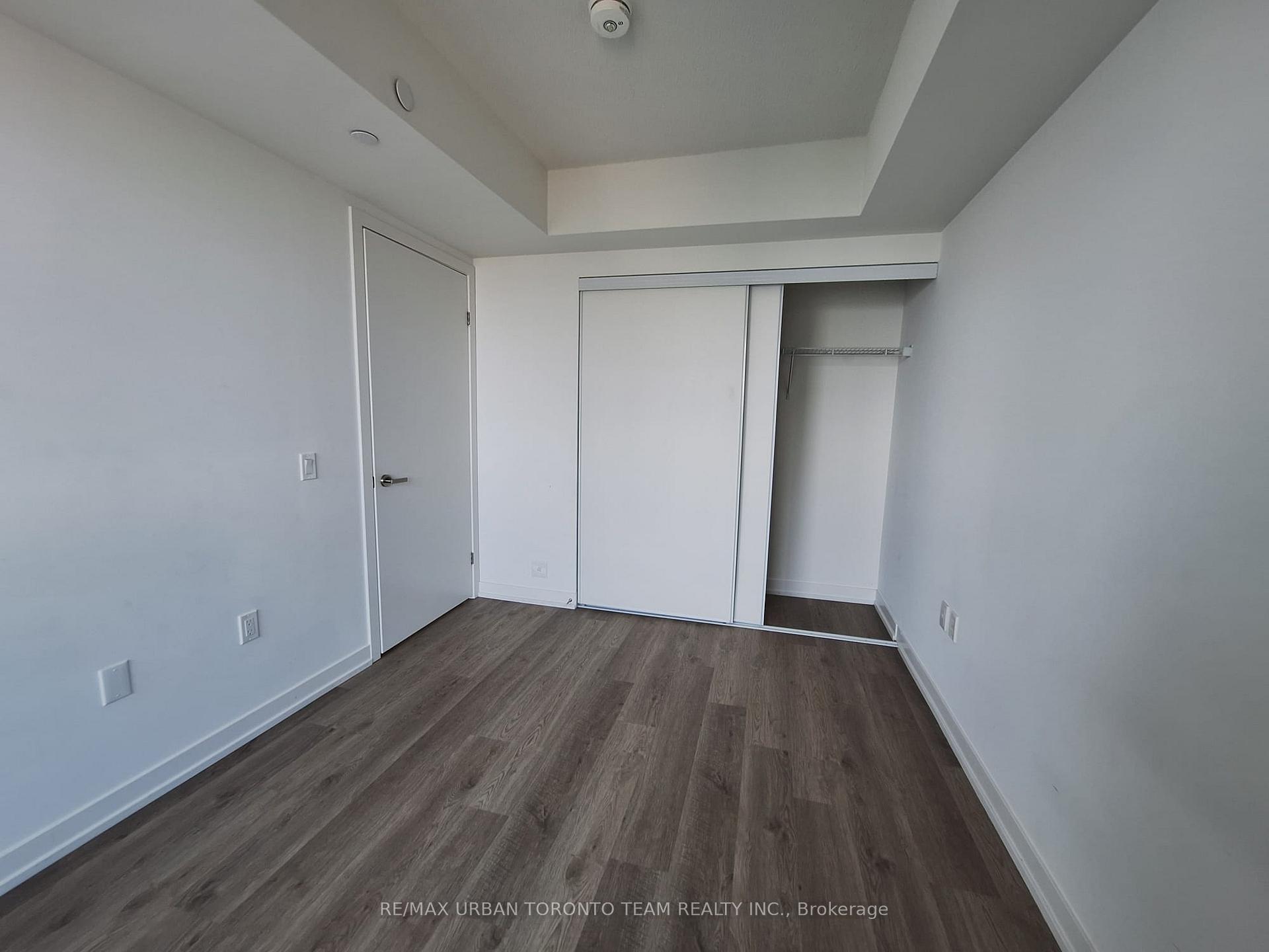 Photo 5 of Unit 2906, 55 Cooper Street, Toronto, Waterfront Communities — HOMEH