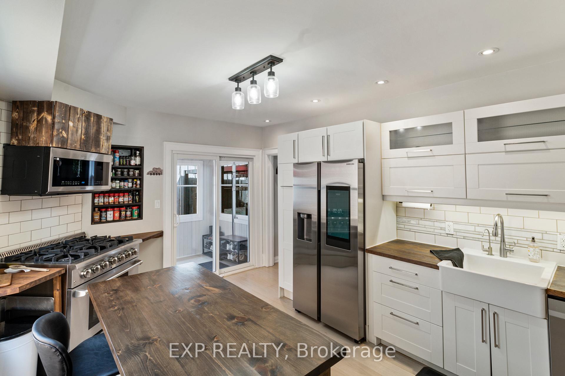 Photo 13 of 5297 Main Street, Clarington, Orono — HOMEH