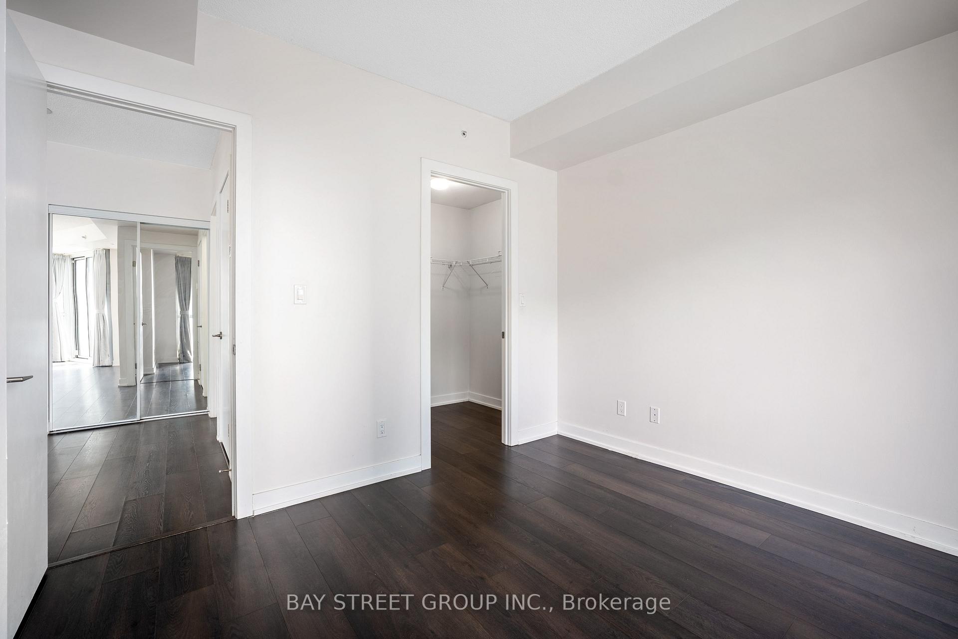 Photo 11 of Unit 1611, 20 Bruyeres Mews, Toronto, Waterfront Communities — HOMEH