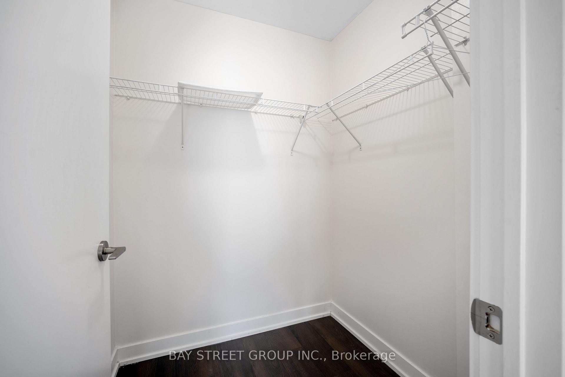 Photo 13 of Unit 1611, 20 Bruyeres Mews, Toronto, Waterfront Communities — HOMEH