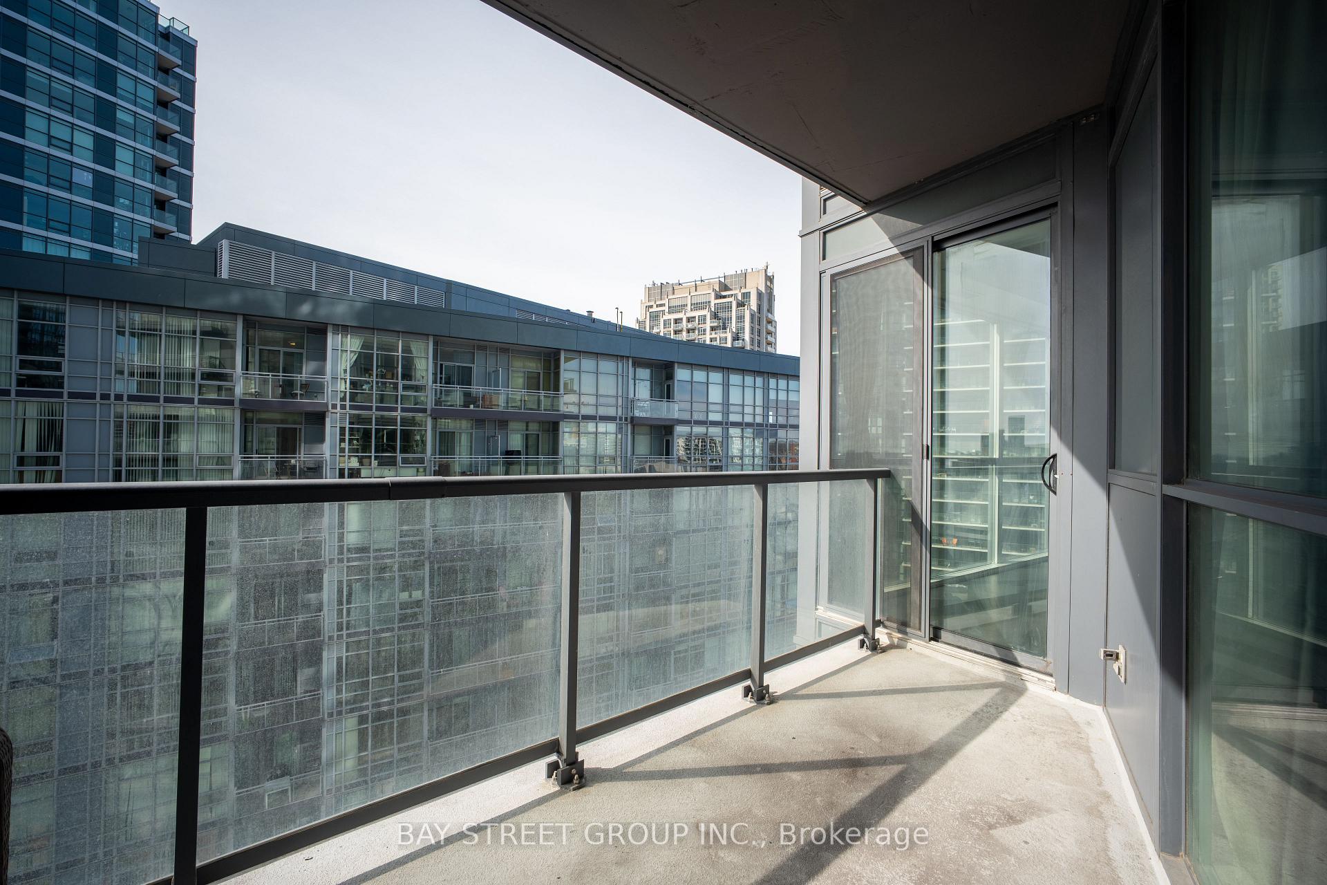Photo 17 of Unit 1611, 20 Bruyeres Mews, Toronto, Waterfront Communities — HOMEH