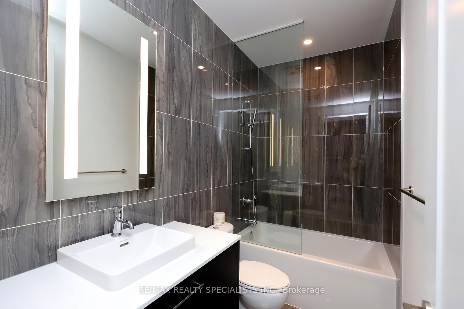 Photo 21 of Unit 3009, 470 Front Street W, Toronto, Waterfront Communities — HOMEH