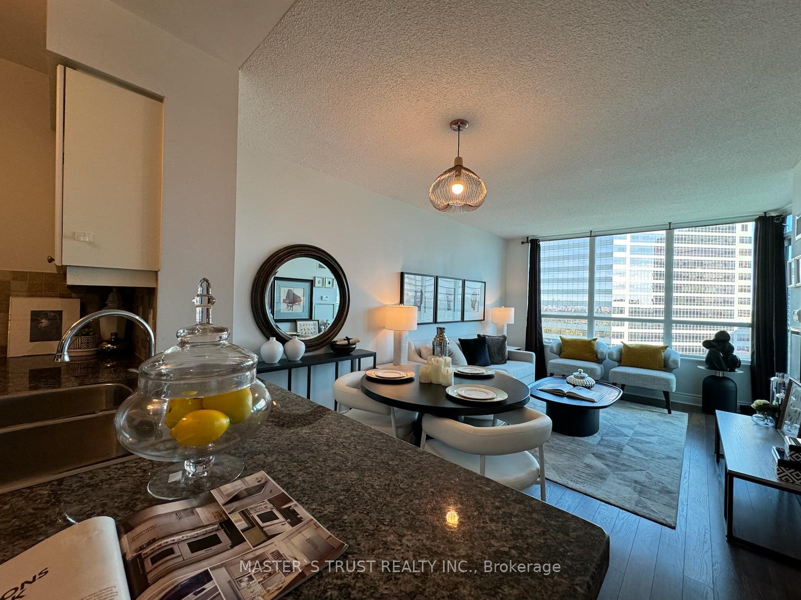 Photo 1 of Unit 2022, 25 Greenview Avenue, North York, Newtonbrook West — HOMEH