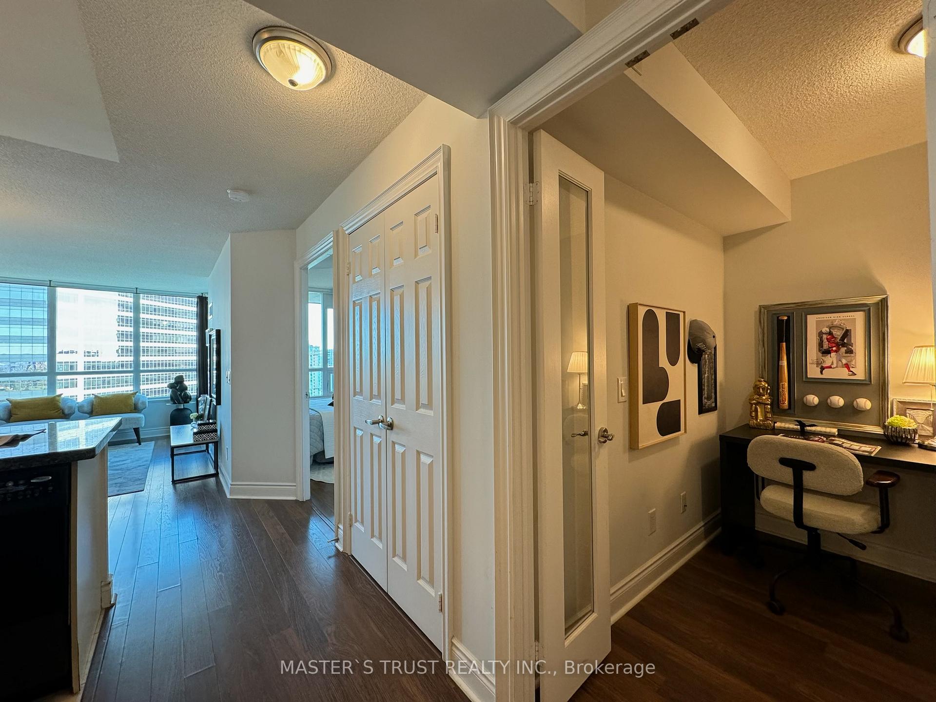 Photo 9 of Unit 2022, 25 Greenview Avenue, North York, Newtonbrook West — HOMEH