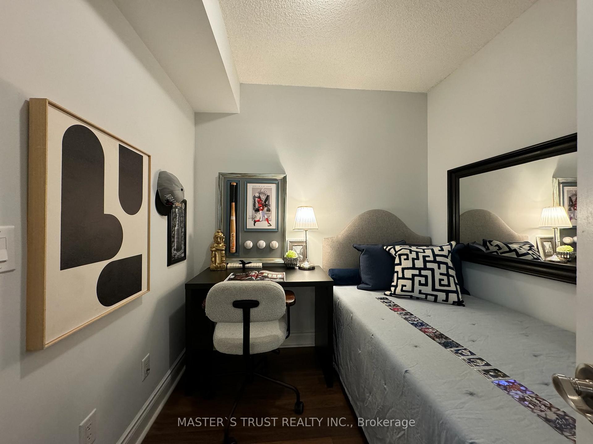 Photo 11 of Unit 2022, 25 Greenview Avenue, North York, Newtonbrook West — HOMEH