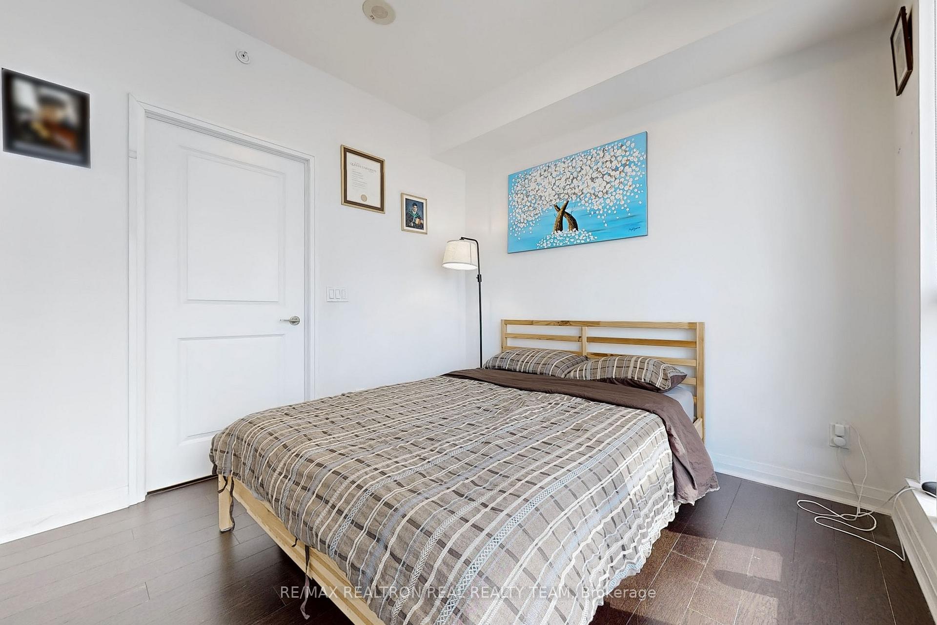 Photo 12 of Unit 1702, 8 Mercer Street, Toronto, Waterfront Communities — HOMEH