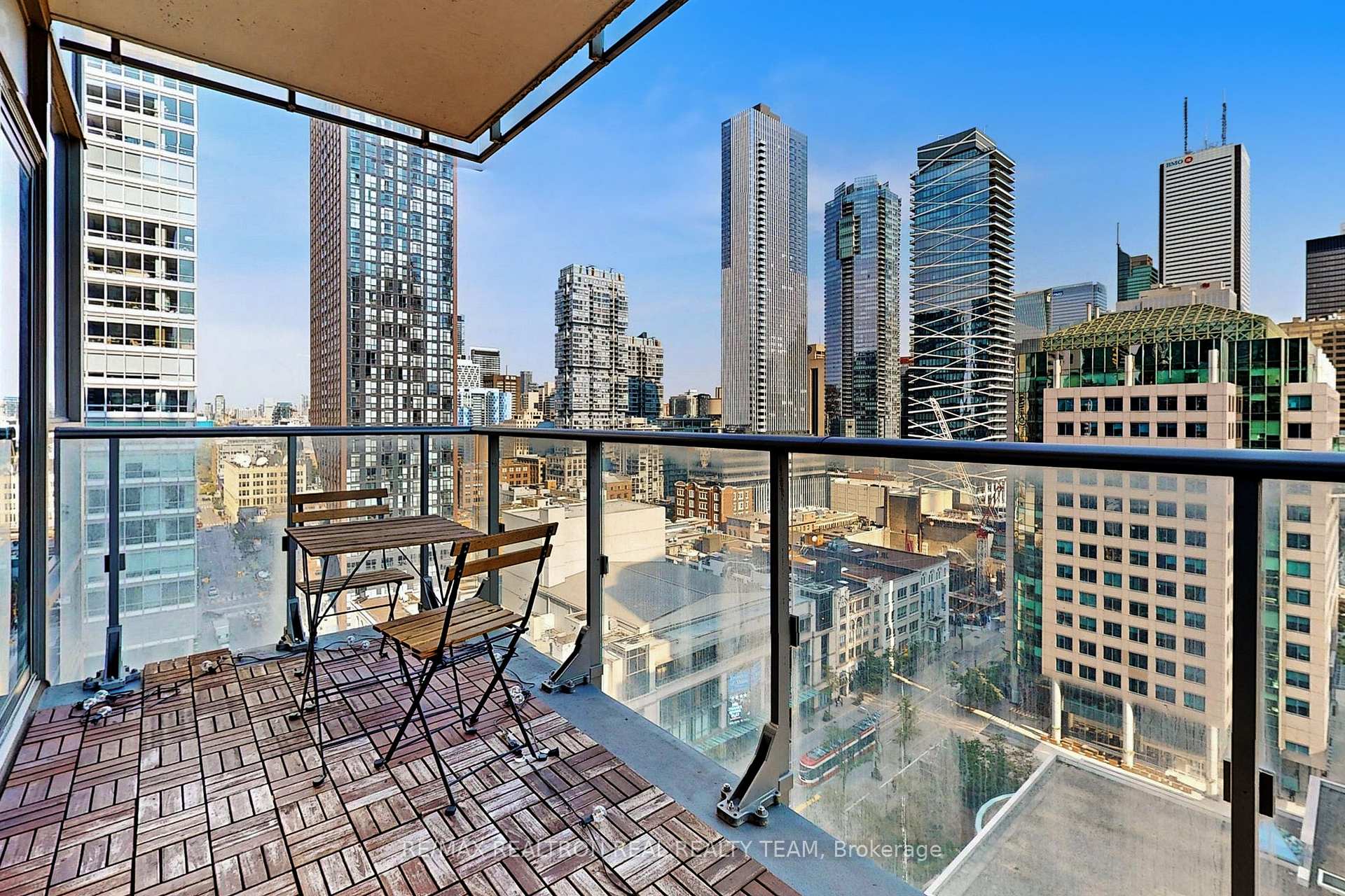 Photo 25 of Unit 1702, 8 Mercer Street, Toronto, Waterfront Communities — HOMEH