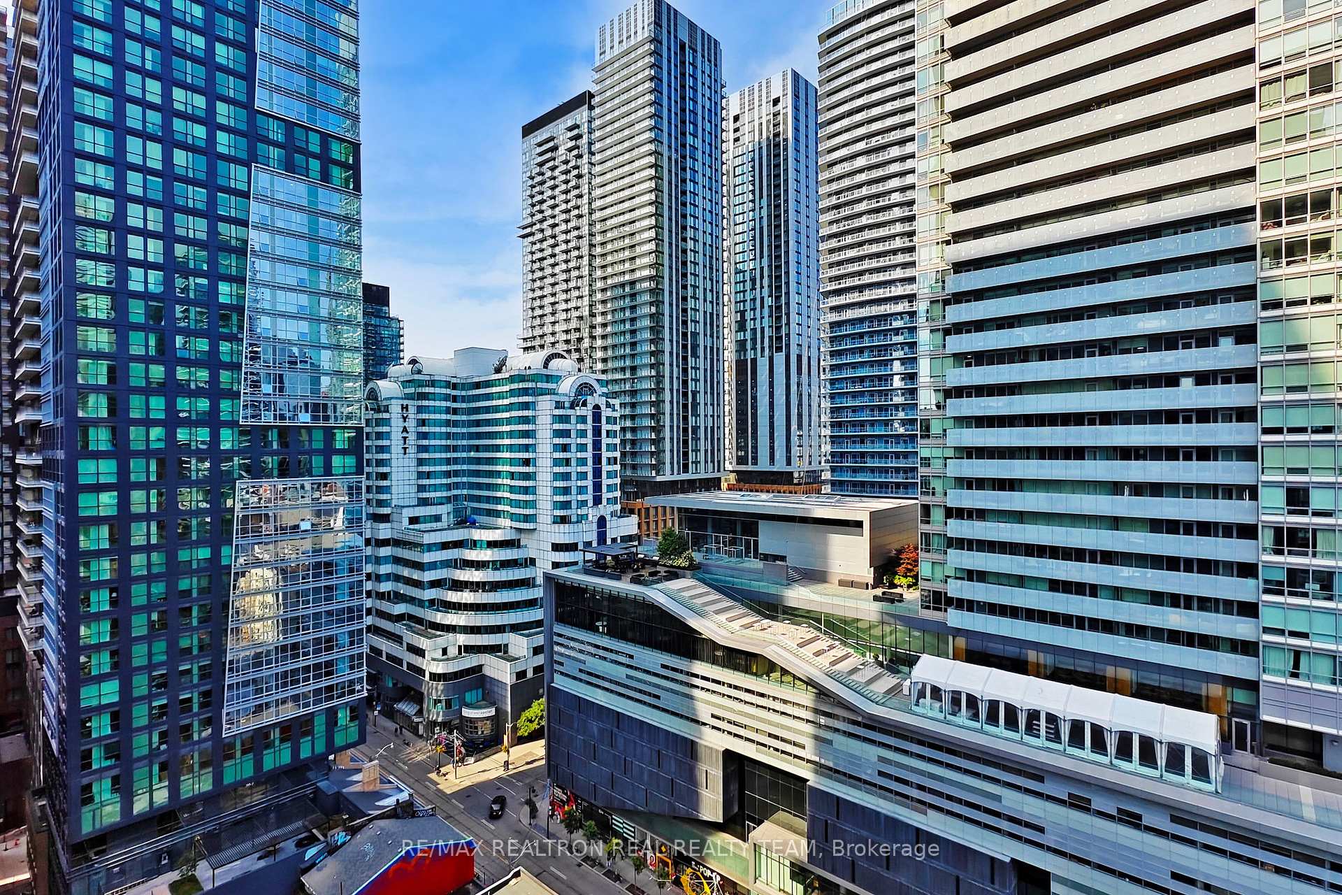 Photo 27 of Unit 1702, 8 Mercer Street, Toronto, Waterfront Communities — HOMEH