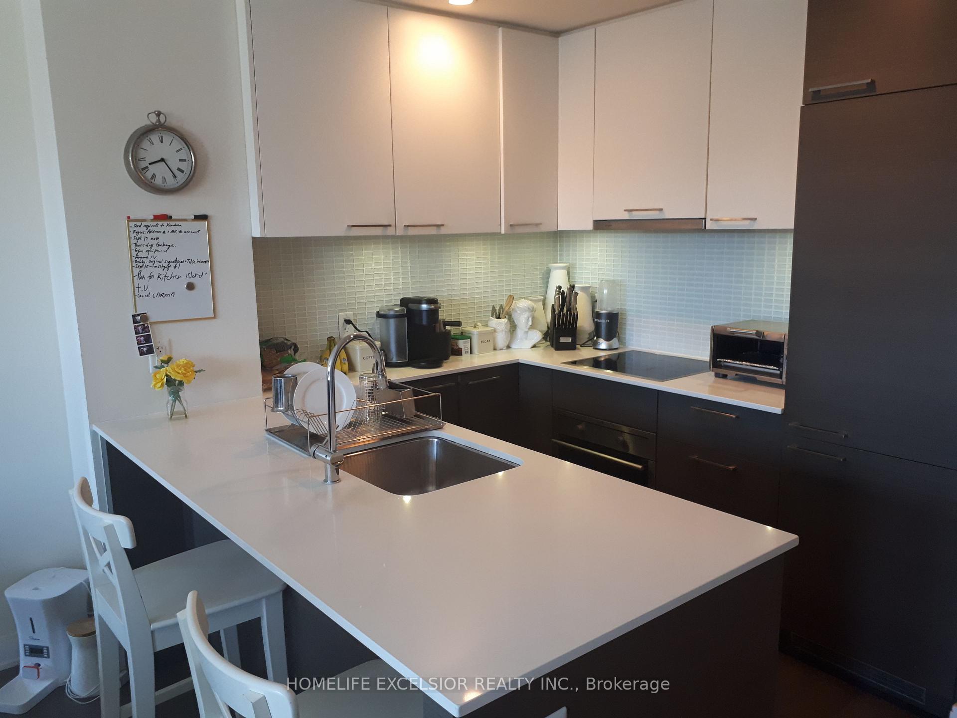 Photo 5 of Unit 816, 55 Front Street E, Toronto, Waterfront Communities — HOMEH