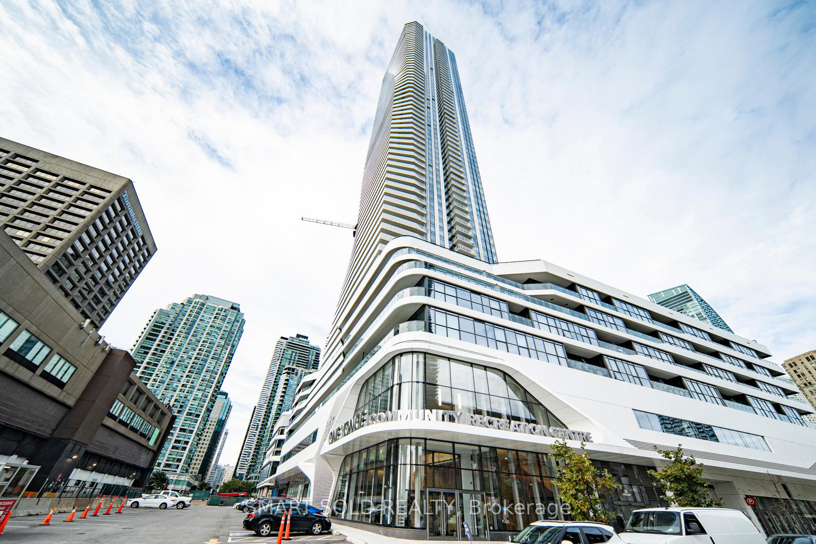 Front of Unit 1603, 28 Freeland Street