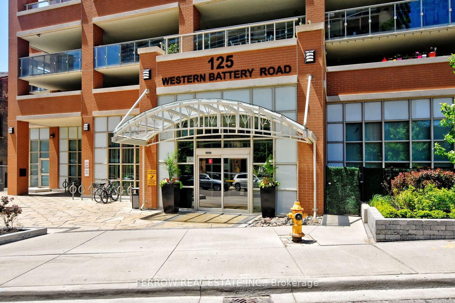 Front of Unit 1514, 125 Western Battery Road