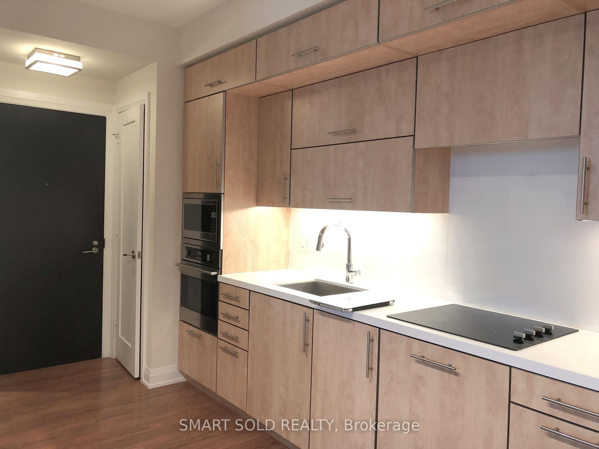 Photo 5 of Unit 4216, 5 Sheppard Avenue E, North York, Willowdale East — HOMEH