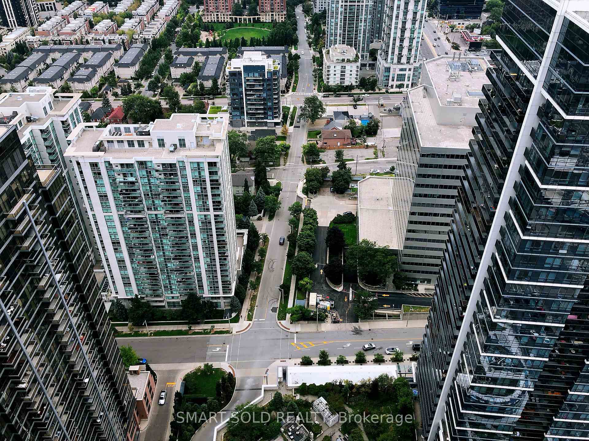 Photo 15 of Unit 4216, 5 Sheppard Avenue E, North York, Willowdale East — HOMEH
