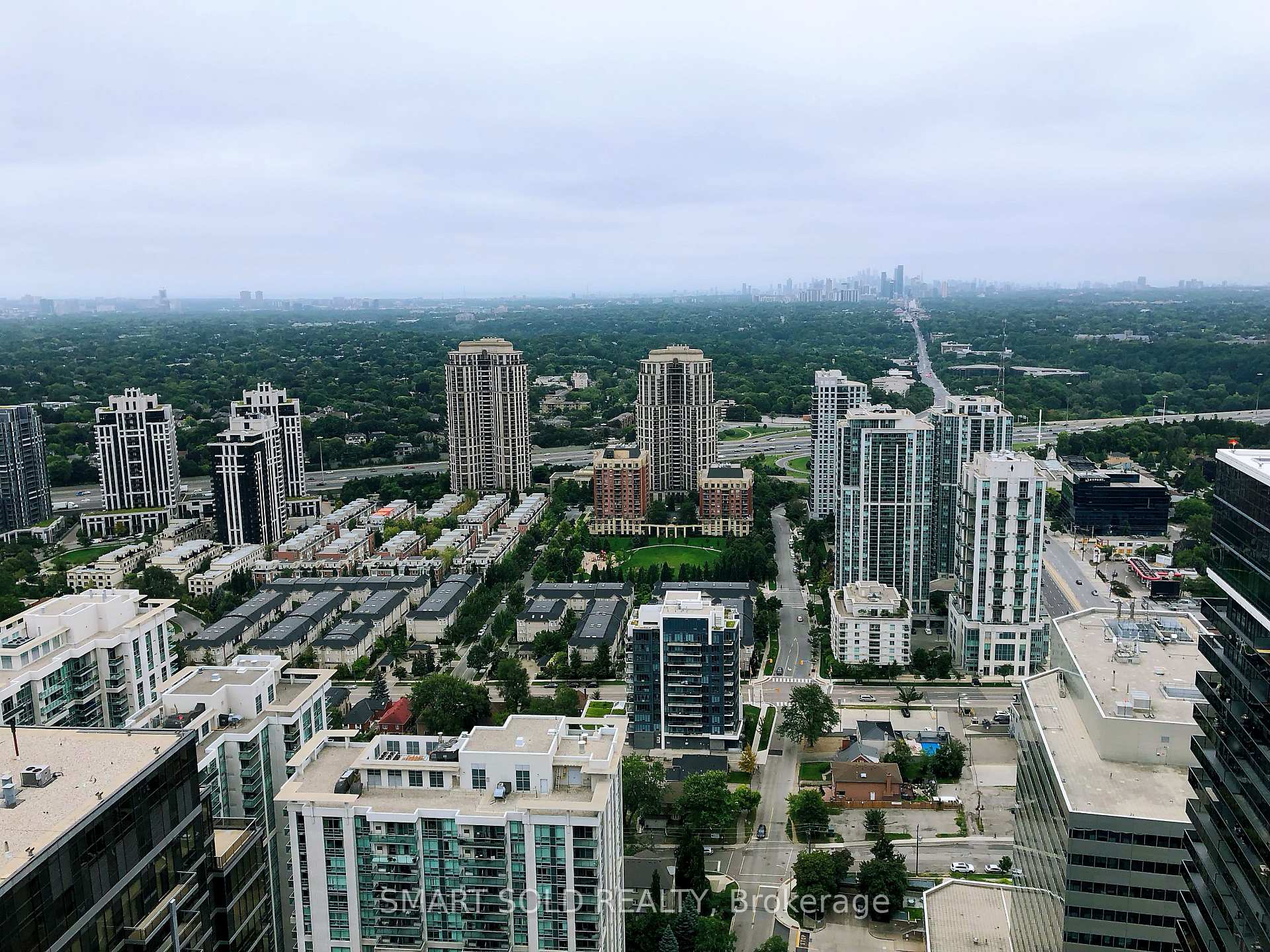 Photo 16 of Unit 4216, 5 Sheppard Avenue E, North York, Willowdale East — HOMEH