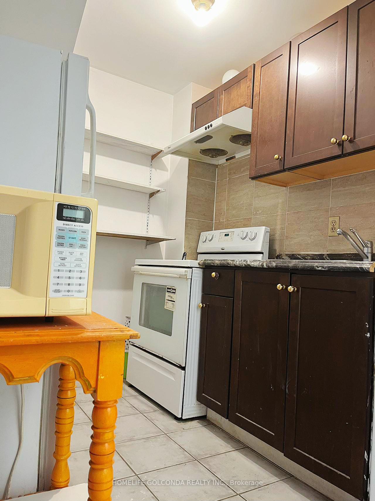 Photo 3 of Unit 132, 165 Cherokee Boulevard, North York, Pleasant View — HOMEH