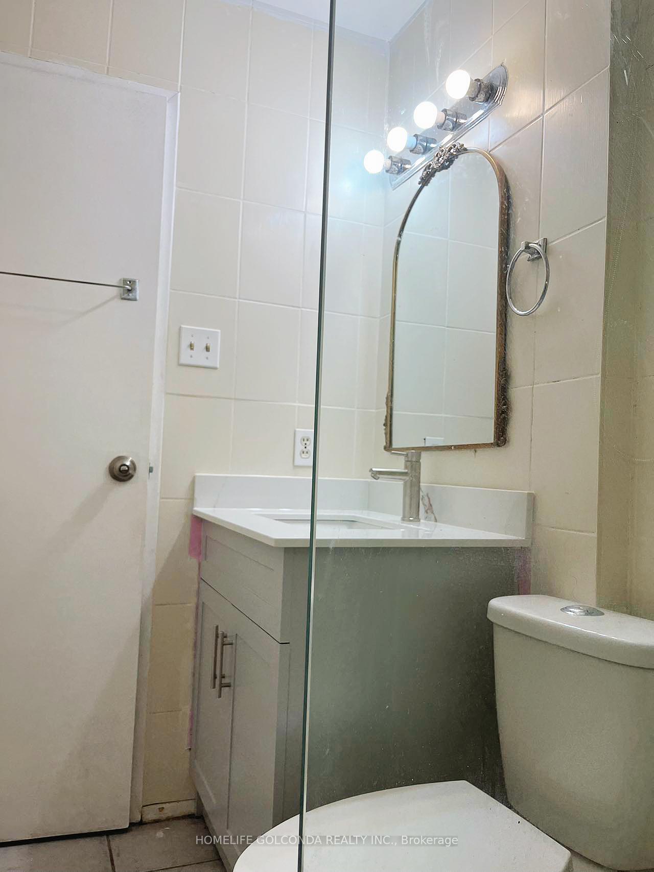 Photo 4 of Unit 132, 165 Cherokee Boulevard, North York, Pleasant View — HOMEH