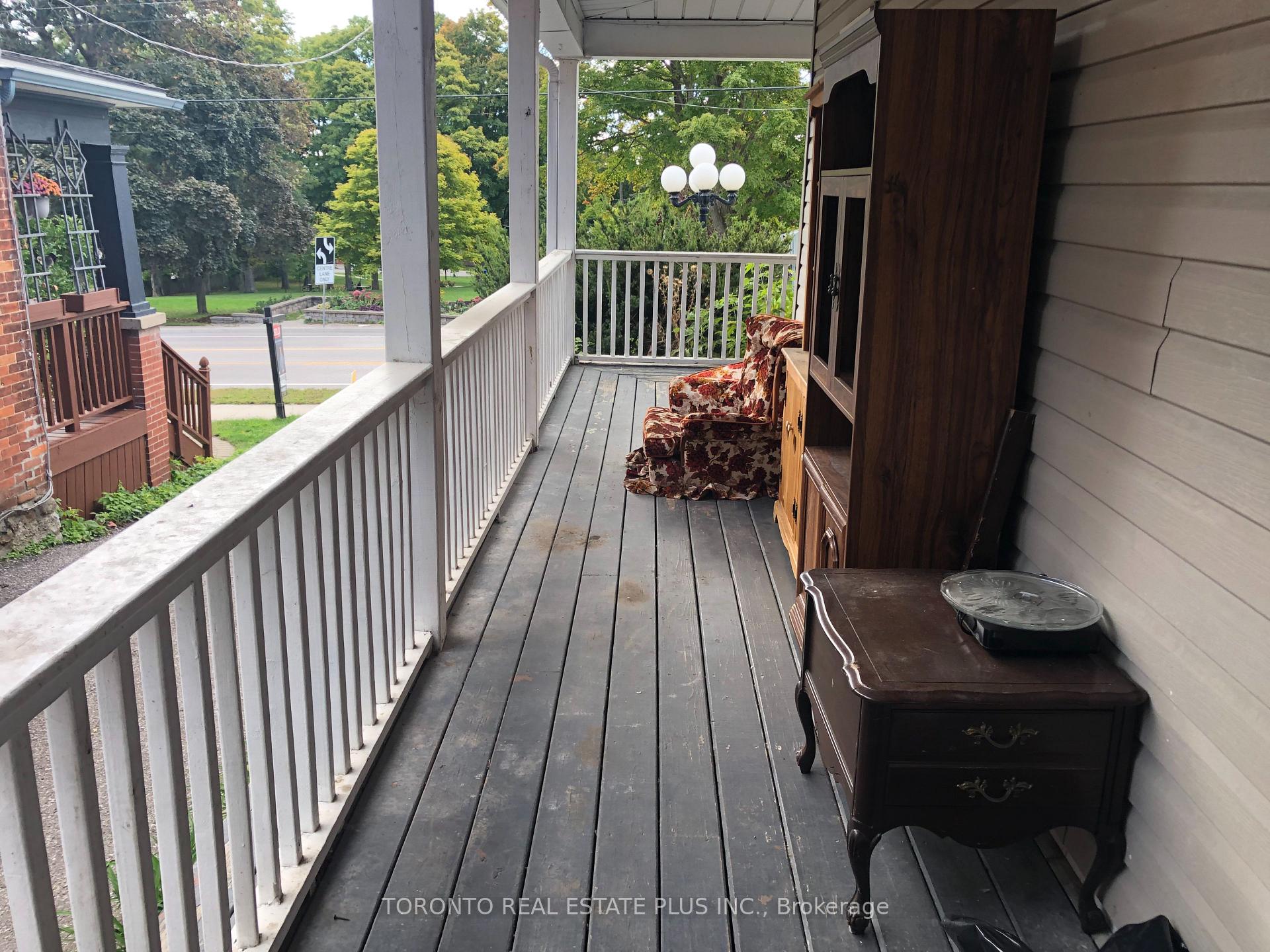 Photo 4 of Unit 1, 82 Coldwater Road W, Orillia — HOMEH