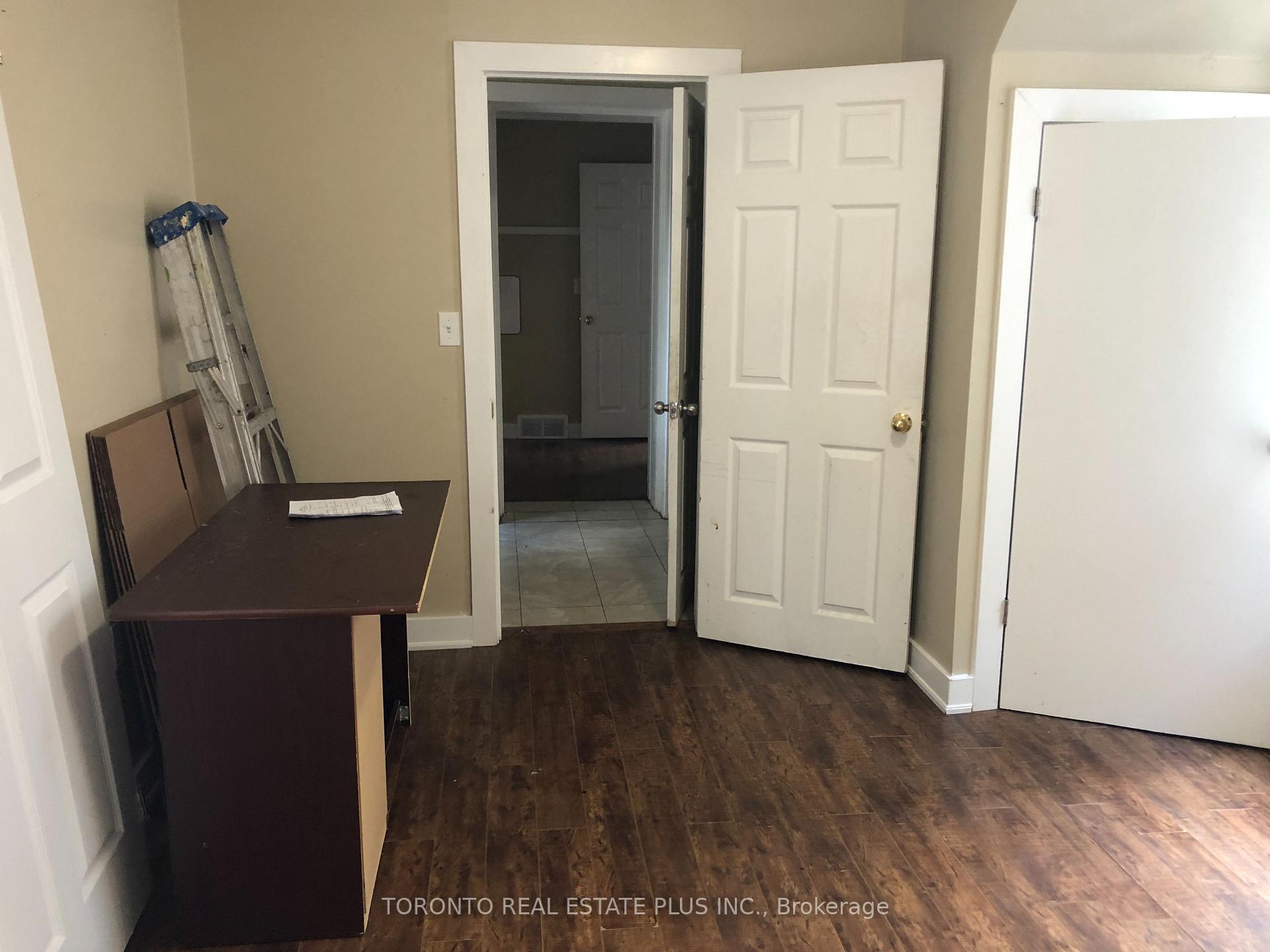 Photo 9 of Unit 1, 82 Coldwater Road W, Orillia — HOMEH