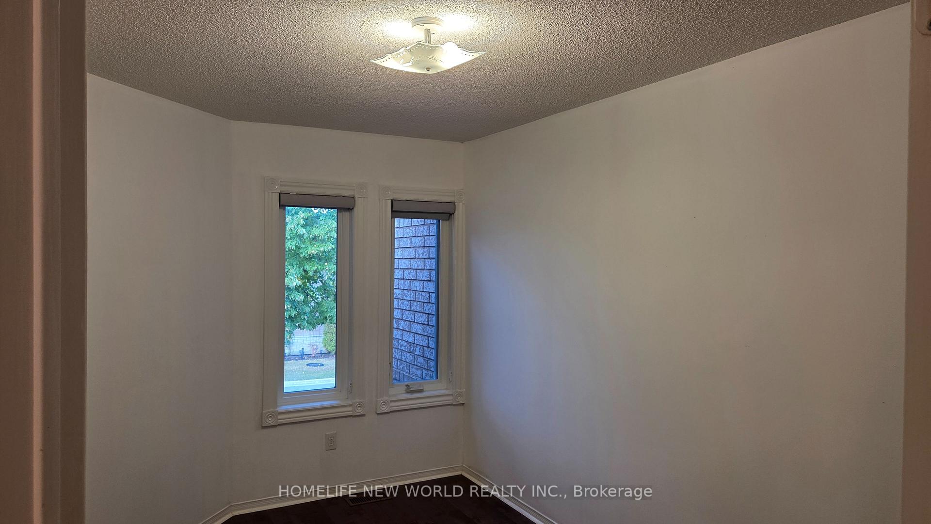 Photo 11 of 5420 Fallingbrook Drive, Mississauga, East Credit — HOMEH