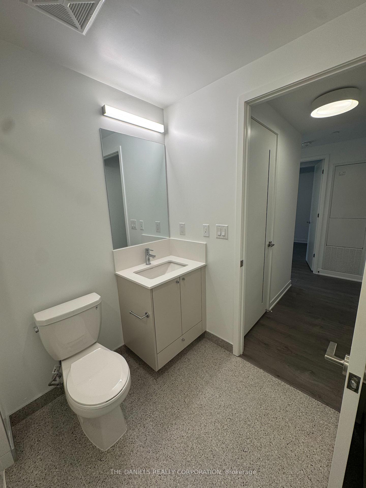 Photo 16 of Unit 401, 10 Oak Street, Toronto, Regent Park — HOMEH
