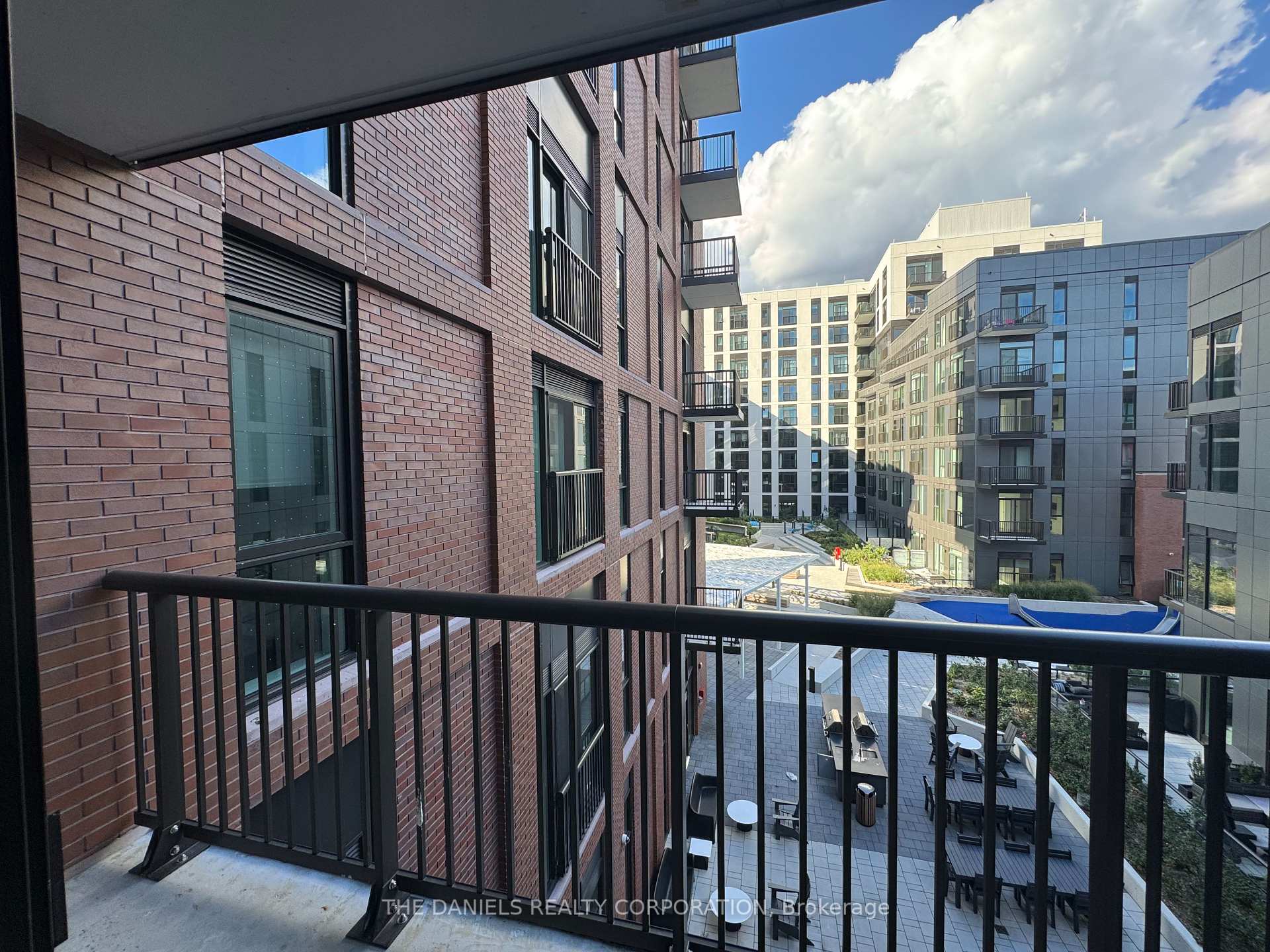 Photo 20 of Unit 401, 10 Oak Street, Toronto, Regent Park — HOMEH