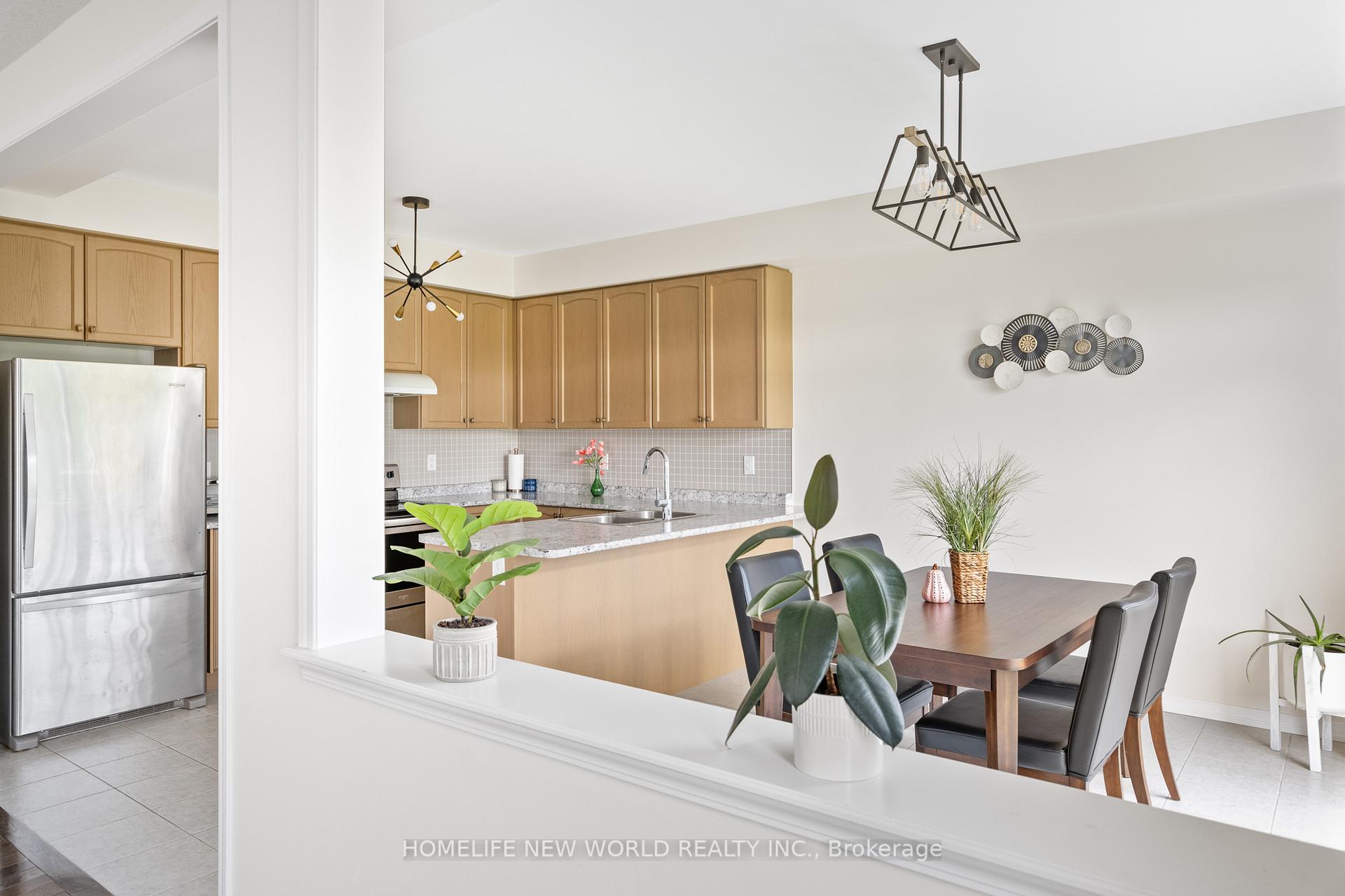 Photo 14 of 7705 Shadbush Lane, Niagara Falls, Brown — HOMEH