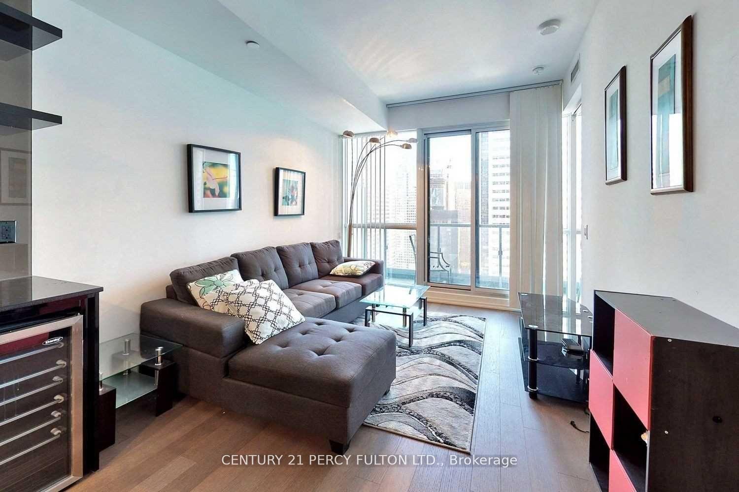 Photo 9 of Unit 4309, 70 Temperance Street, Toronto, Bay Street Corridor — HOMEH