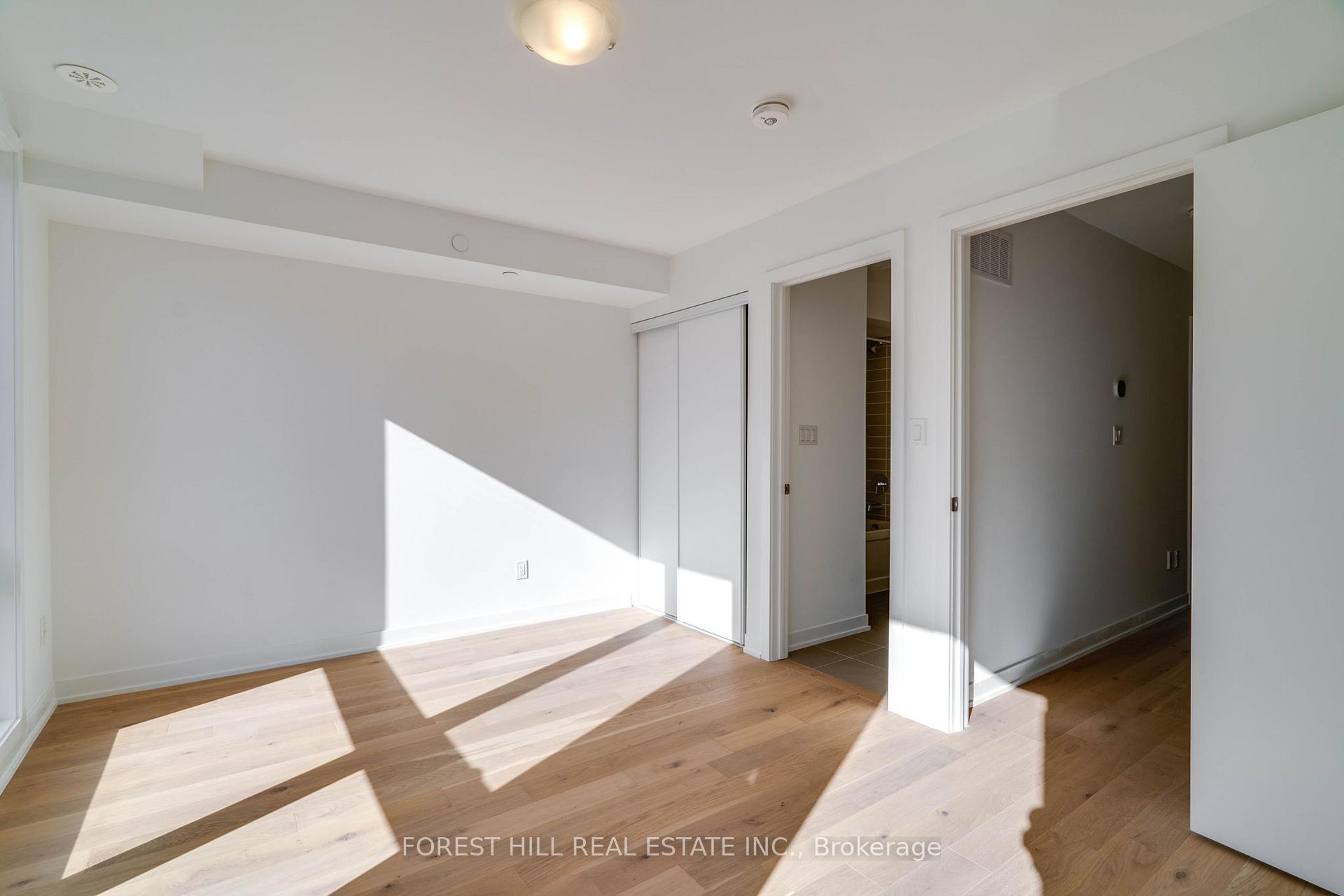Photo 15 of 116 Green Gardens Boulevard, Toronto, Englemount-Lawrence — HOMEH