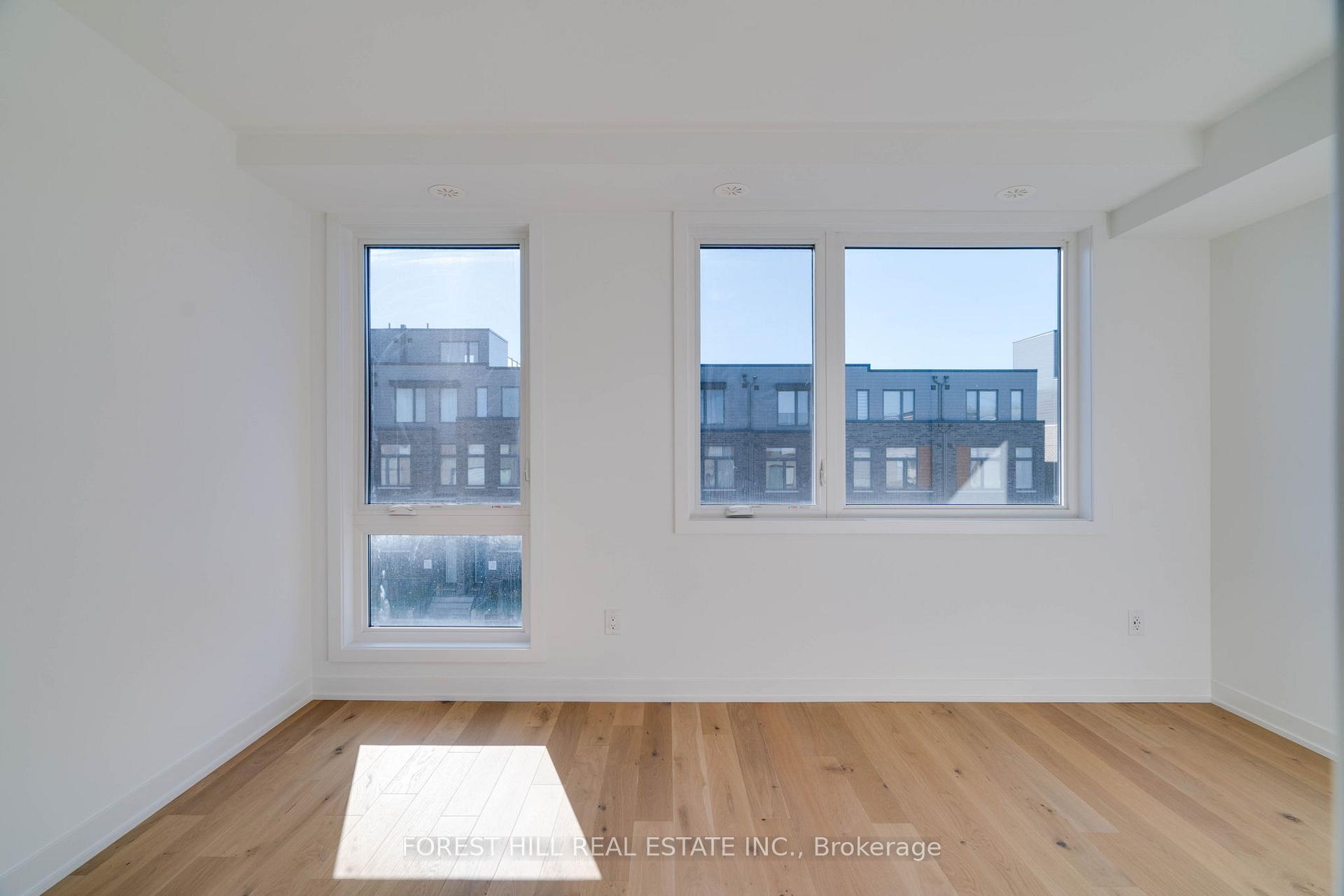 Photo 22 of 116 Green Gardens Boulevard, Toronto, Englemount-Lawrence — HOMEH