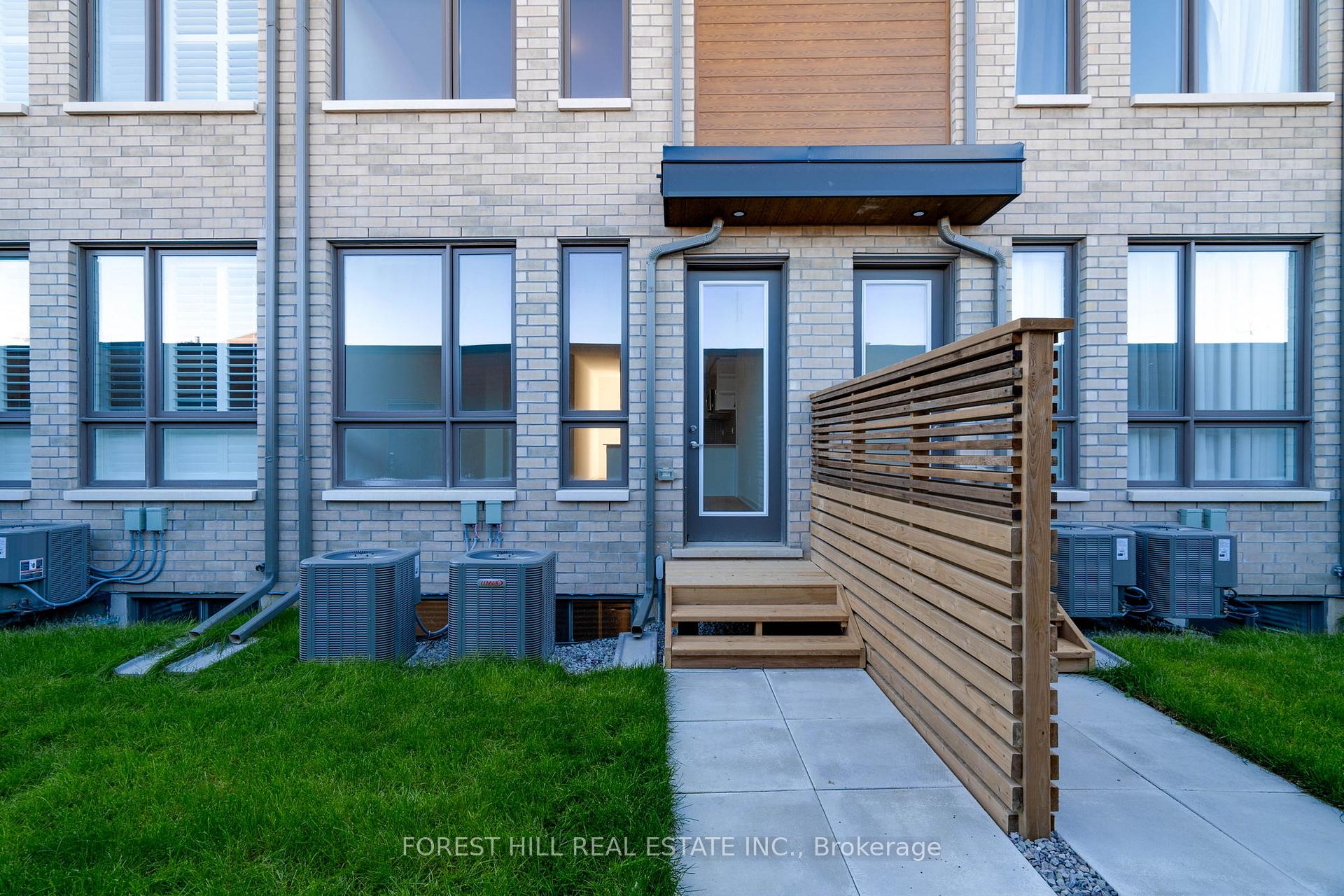 Photo 33 of 116 Green Gardens Boulevard, Toronto, Englemount-Lawrence — HOMEH
