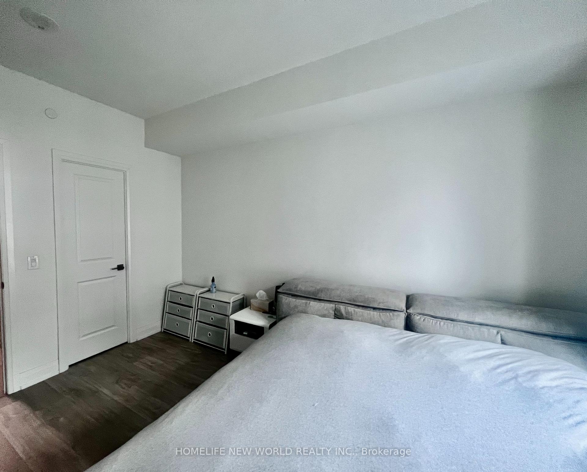 Photo 5 of 591 Sheppard Avenue, North York, Bayview Village — HOMEH