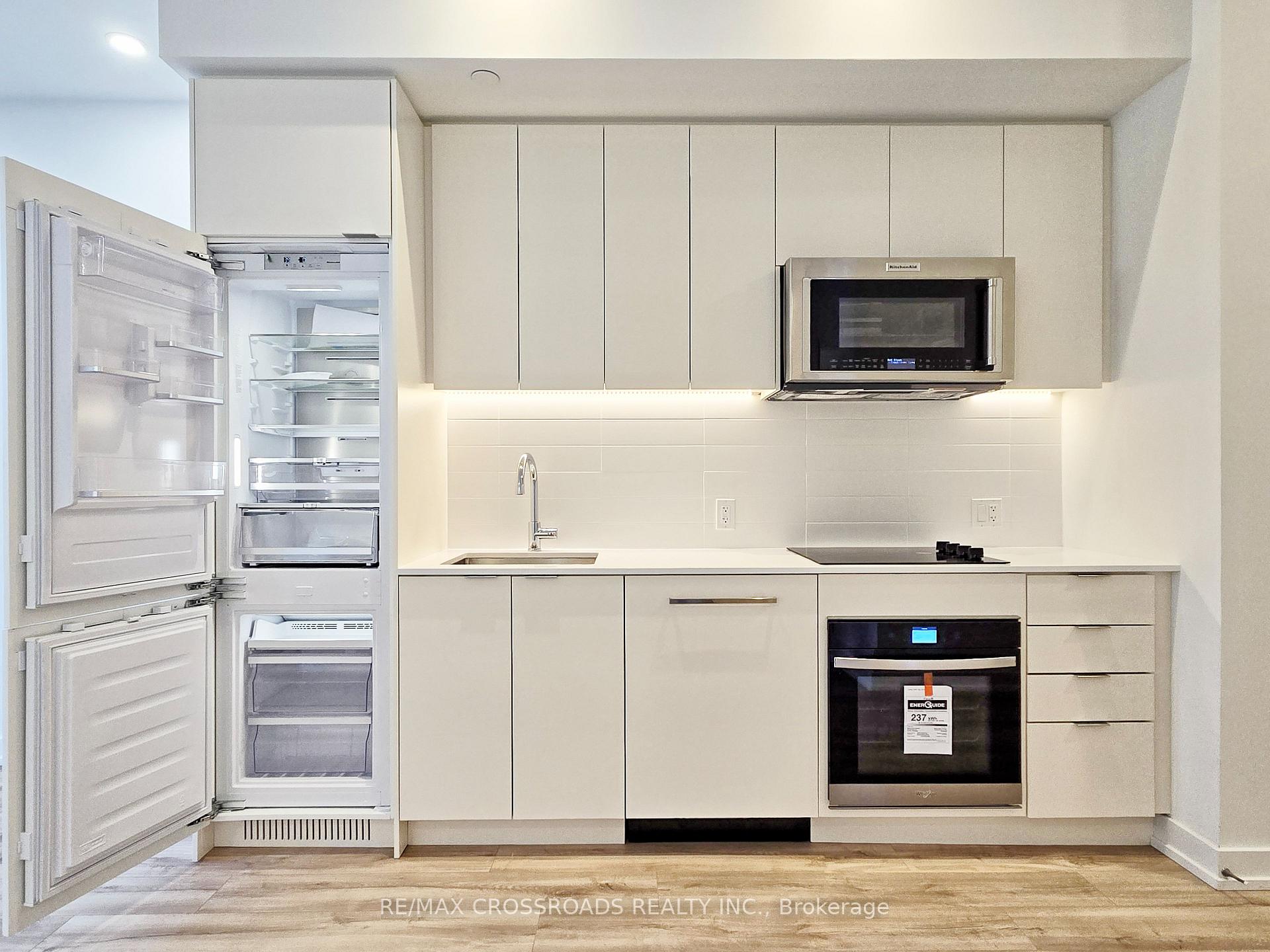 Photo 3 of Unit 201, 181 Sheppard Avenue E, North York, Willowdale East — HOMEH