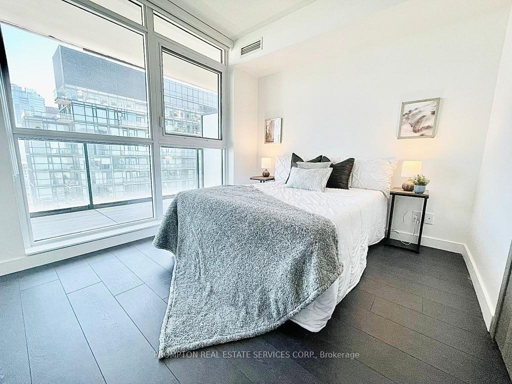 Photo 7 of Unit 4705, 38 Widmer Street, Toronto, Waterfront Communities — HOMEH