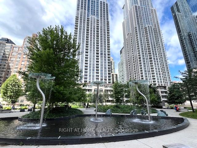 Photo 2 of Unit 1616, 711 Bay Street, Toronto, Bay Street Corridor — HOMEH
