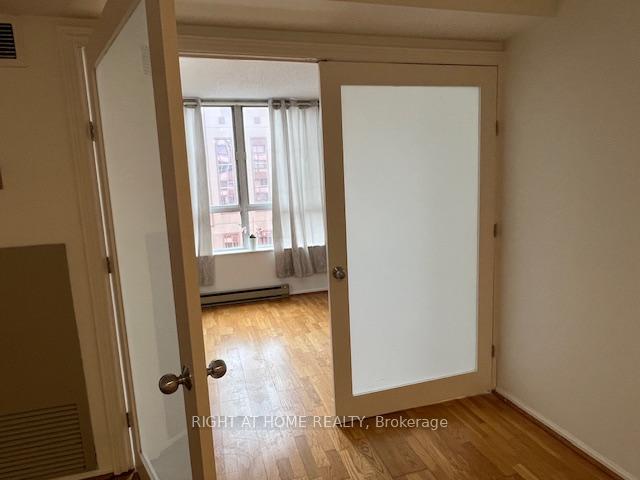 Photo 15 of Unit 1616, 711 Bay Street, Toronto, Bay Street Corridor — HOMEH