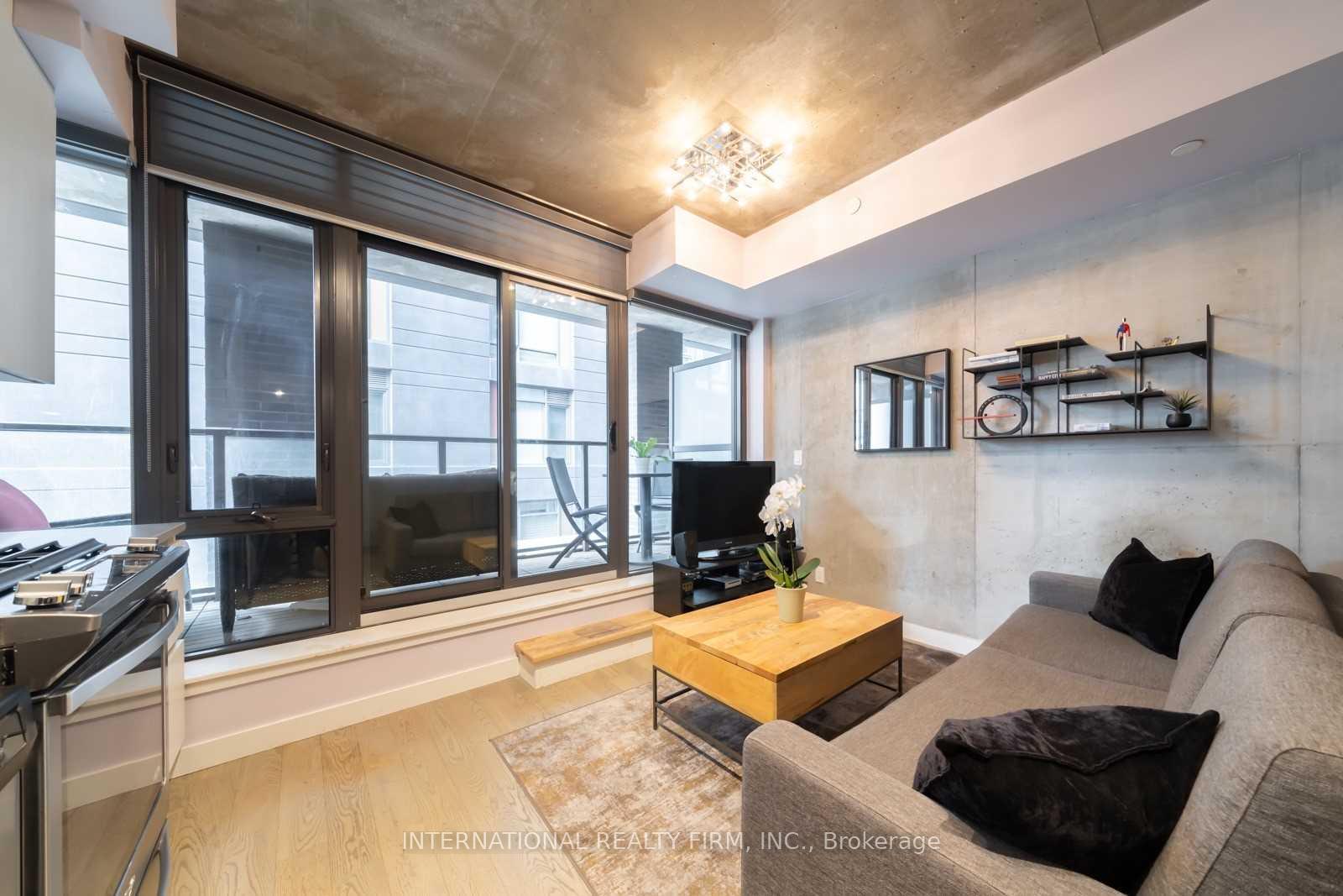 Photo 2 of Unit 315, 111 Bathurst Street, Toronto, Waterfront Communities — HOMEH