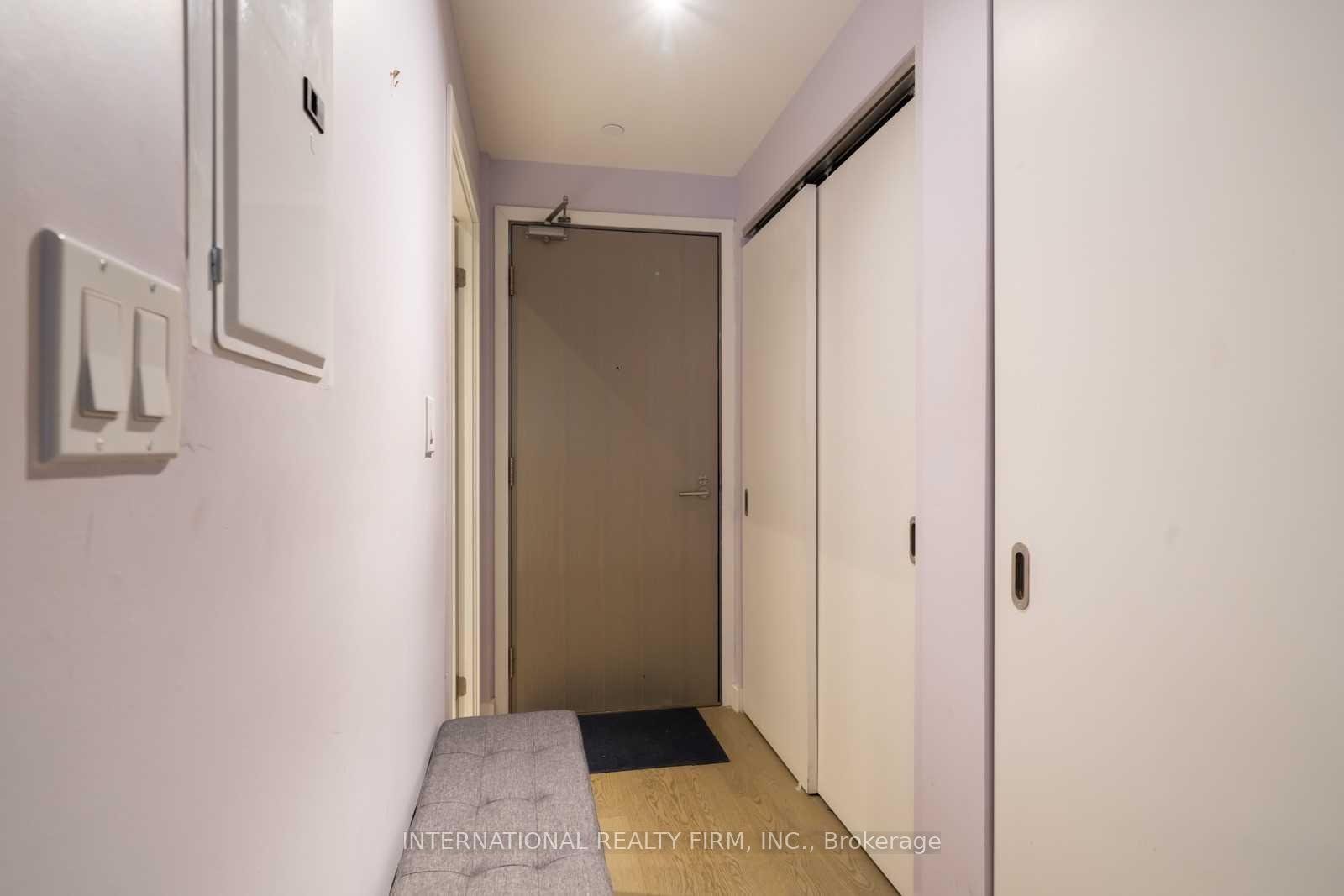 Photo 6 of Unit 315, 111 Bathurst Street, Toronto, Waterfront Communities — HOMEH