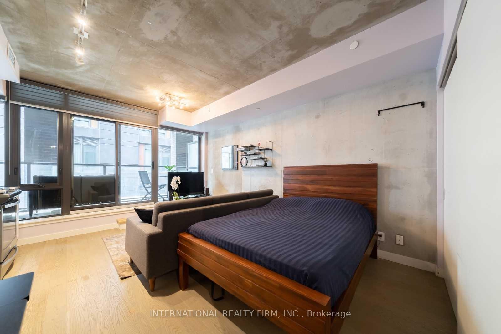 Photo 7 of Unit 315, 111 Bathurst Street, Toronto, Waterfront Communities — HOMEH