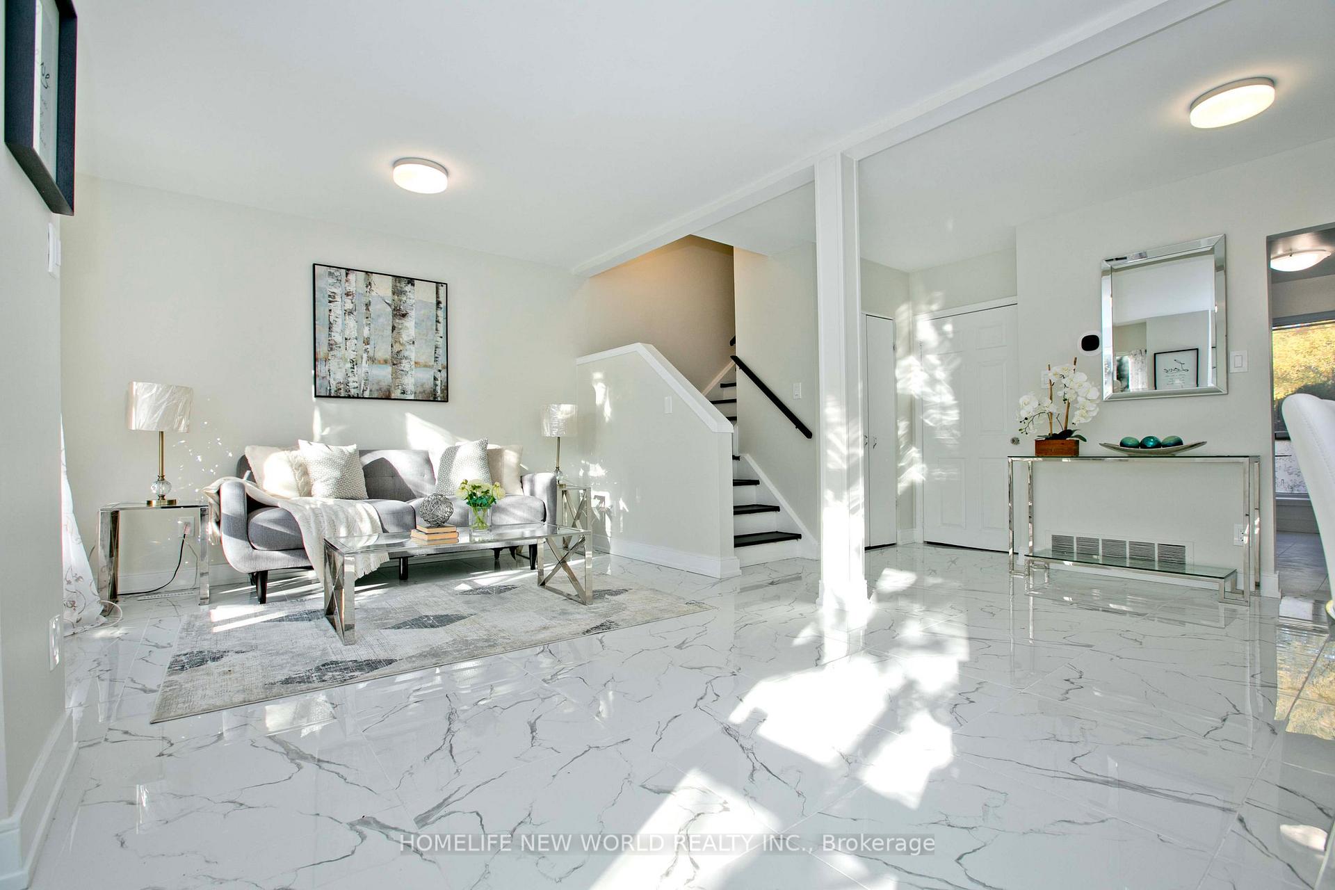 Photo 1 of Unit 313, 17 Liszt Gate, North York, Hillcrest Village — HOMEH